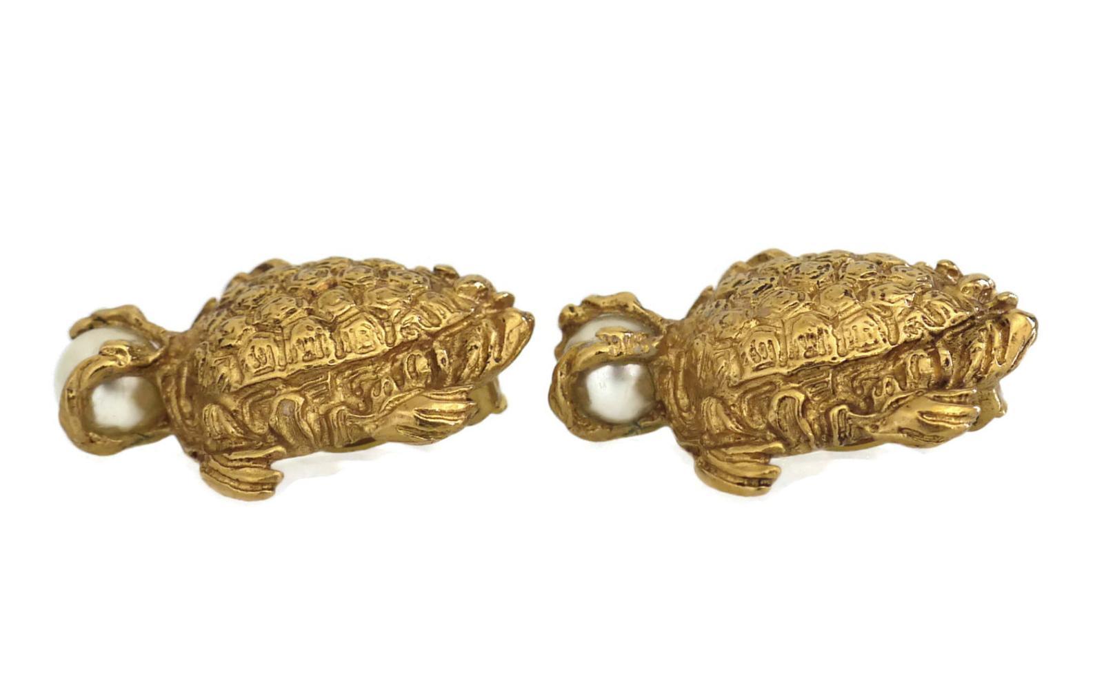 Vintage YVES SAINT LAURENT Turtle Pearl Earrings For Sale 1