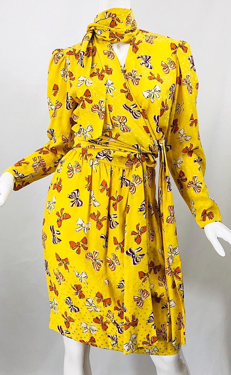 Yves Saint Laurent SS 1987 Runway YSL Yellow Bow Print Silk Blouse + Skirt Dress For Sale 10