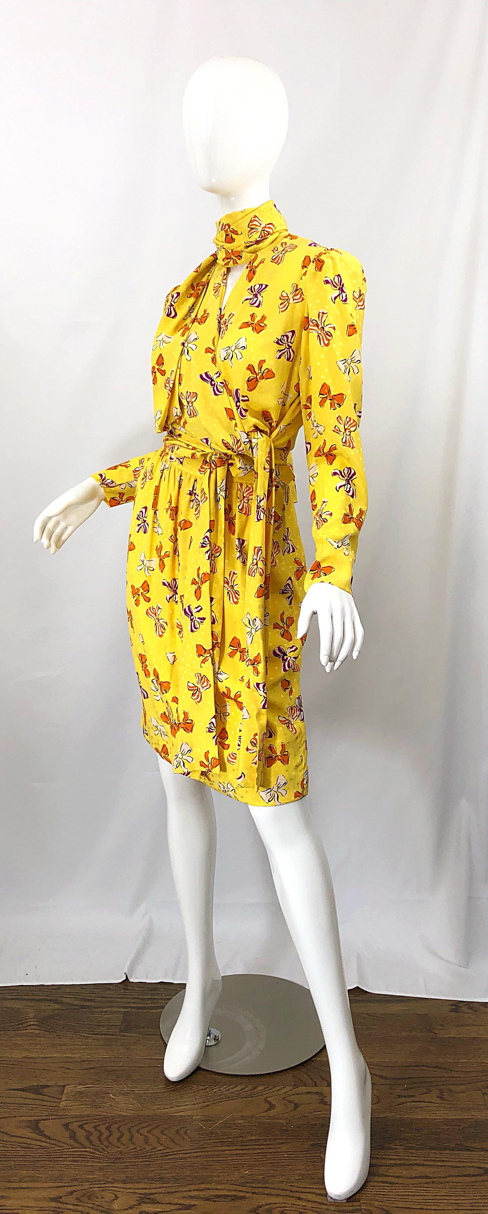 Yves Saint Laurent SS 1987 Runway YSL Yellow Bow Print Silk Blouse + Skirt Dress For Sale 4