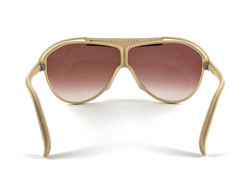 Vintage Yves Saint Laurent YSL 8359 Beige Leather 1980 France Sunglasses 7