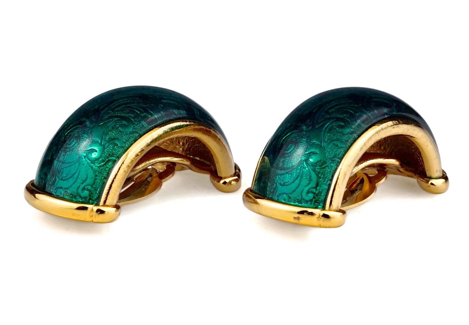 Vintage YVES SAINT LAURENT Ysl Arabesque Green Enamel Earrings

Measurements:
Height: 1.73 inches (4.4 cm)
Width: 0.83 inch (2.1 cm)
Weight per Earring: 26 grams

Features:
- 100% Authentic YVES SAINT LAURENT.
- Hoop earrings in green enamel with