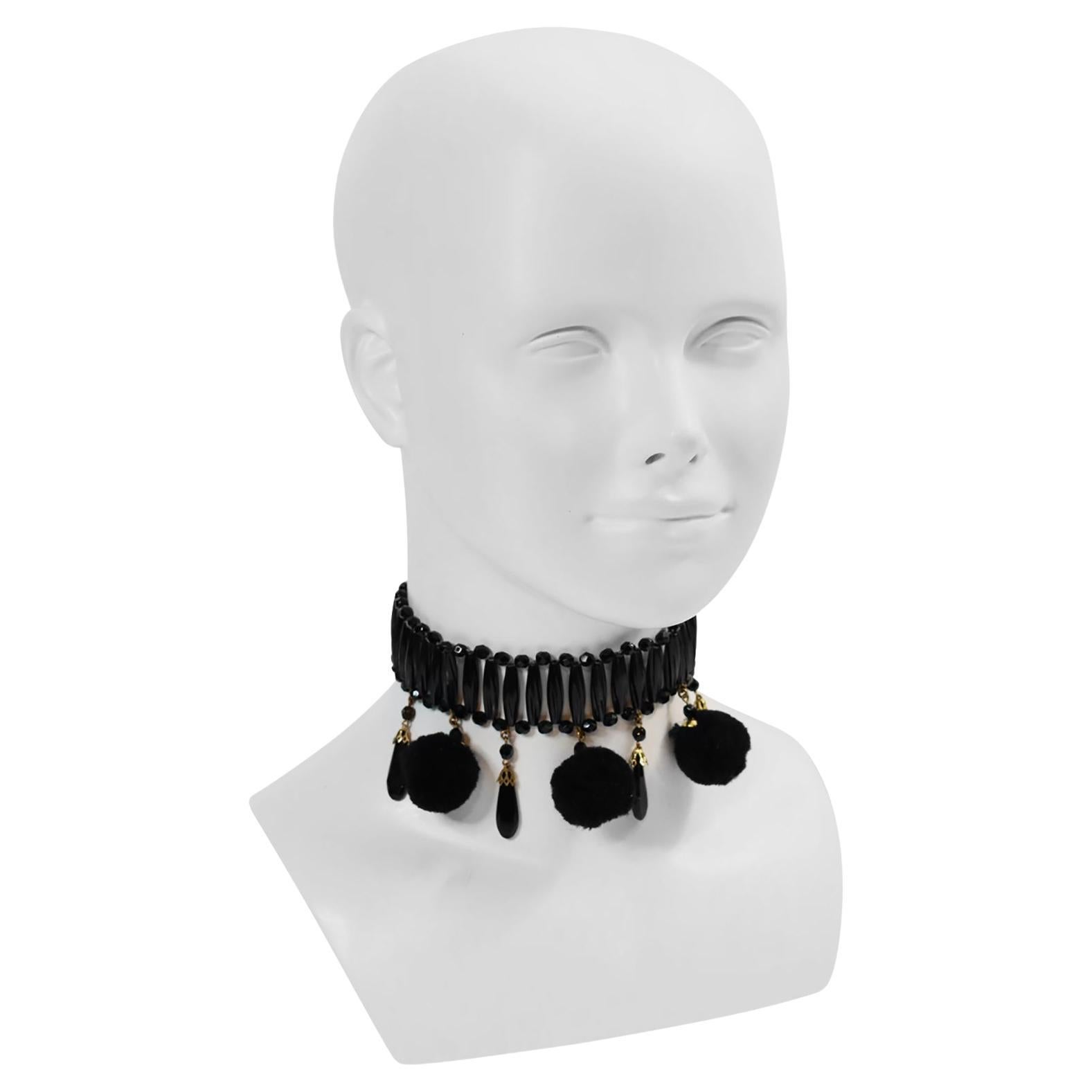 Vintage Yves Saint Laurent YSL Schwarzer Vintage YSL Choker mit baumelnden Poms Circa 1960er