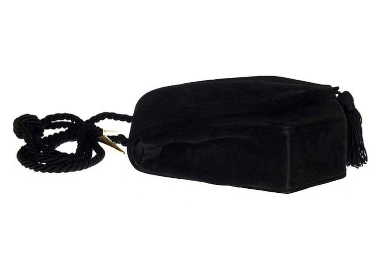 Yves Saint Laurent YSL Triangle logo Shoulder bag Black Vintage Old ki –  VintageShop solo