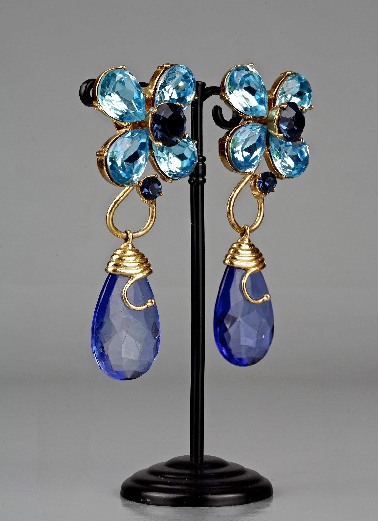 Vintage YVES SAINT LAURENT Ysl Blue Glass Flower Dangling Earrings im Zustand „Hervorragend“ in Kingersheim, Alsace