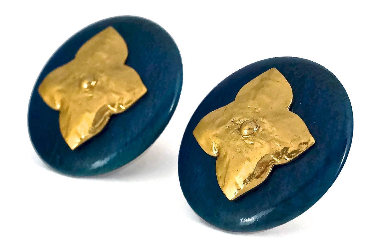 Vintage YVES SAINT LAURENT Ysl Blue Wood Textured Gilt Flower Earrings For Sale 1