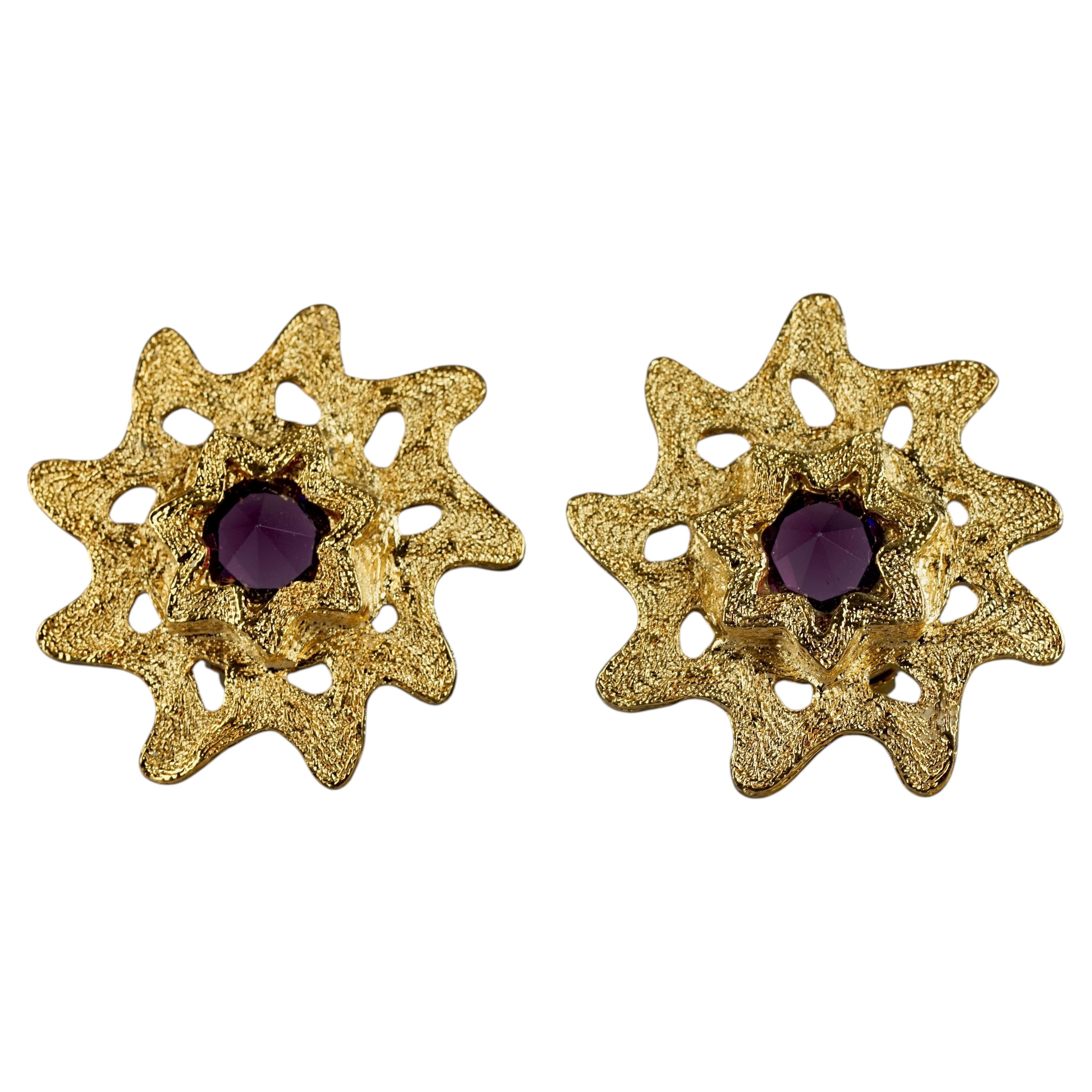 Pendientes vintage de Yves Saint Laurent (YSL) de Goossens con estrella texturizada y pedrería