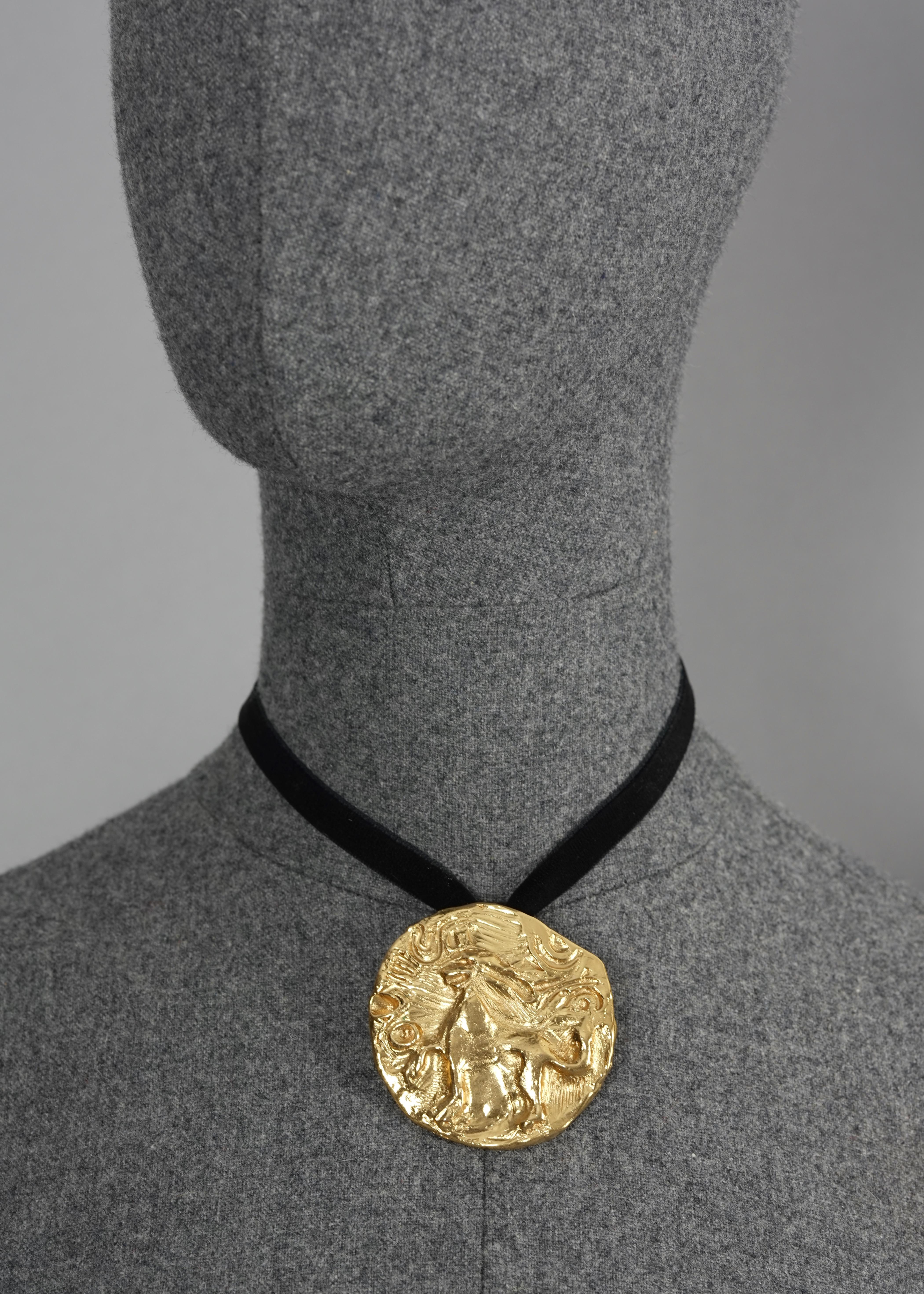 Vintage YVES SAINT LAURENT Ysl by Robert Goossens Lion Medallion Pendant Brooch 2