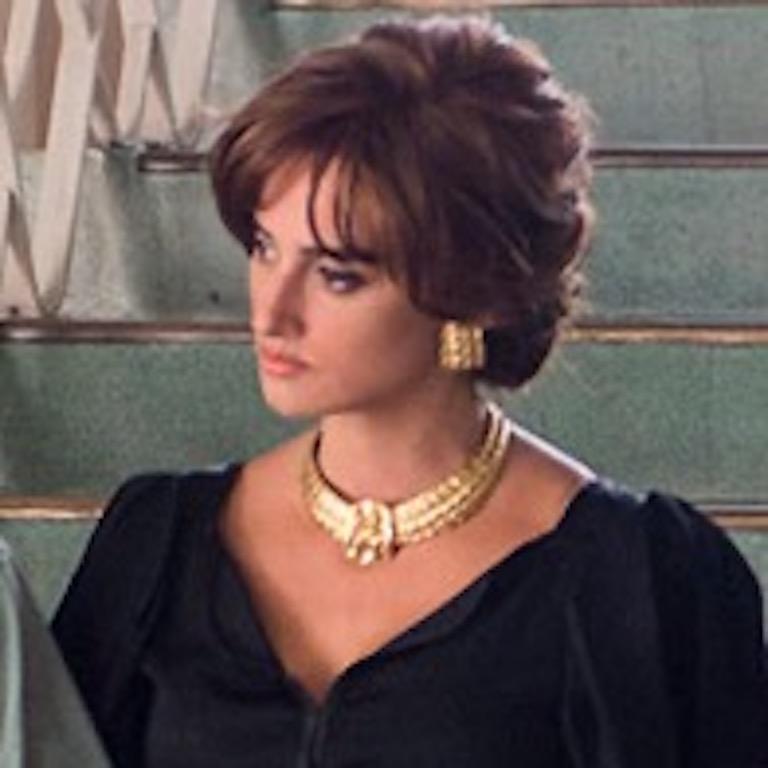 Vintage YVES SAINT LAURENT Ysl Crocodile Pattern Earrings
As seen on Penelope Cruz in the movie 