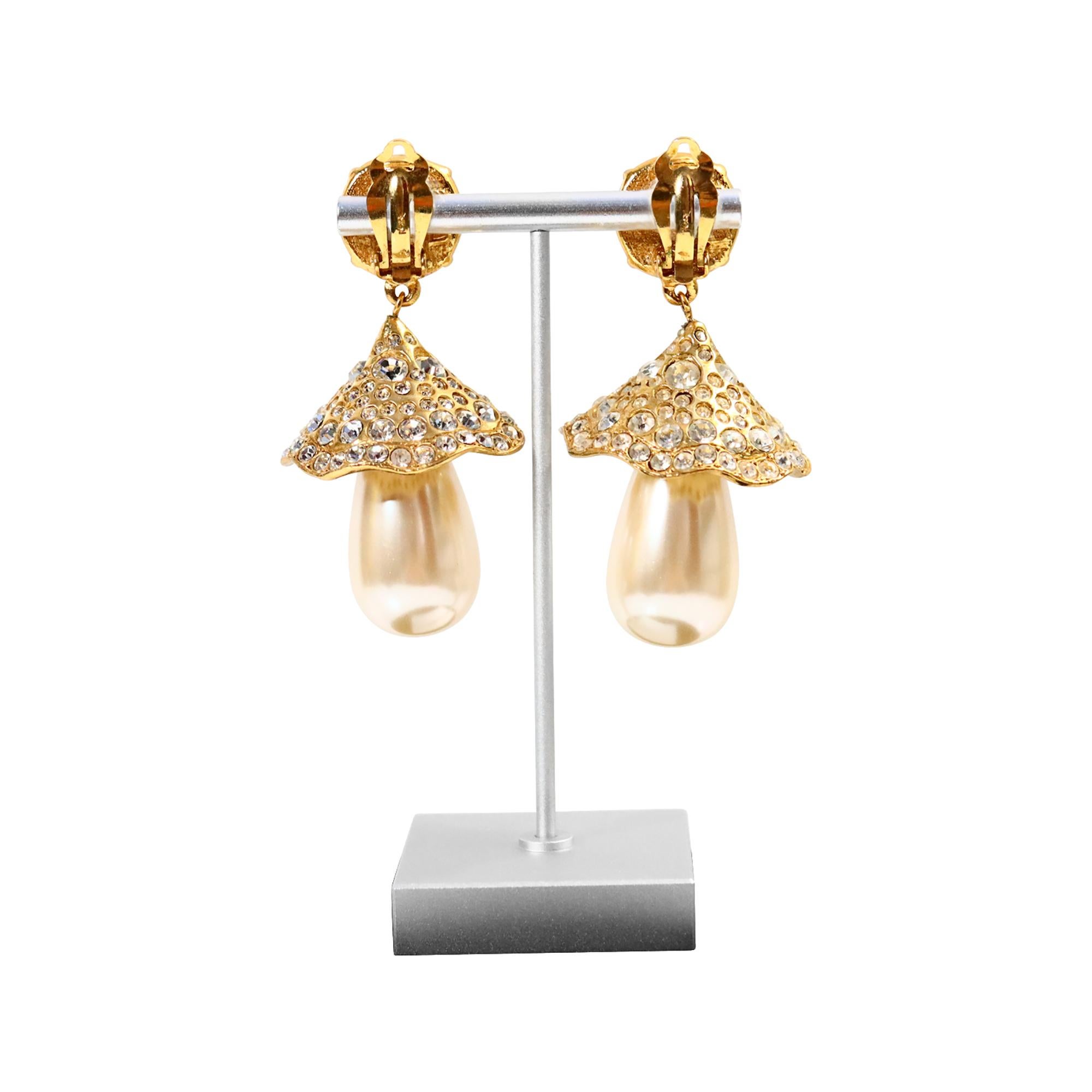 Vintage Yves Saint Laurent YSL Diamante Dome wie Perlen Ohrringe, ca. 1980er Jahre im Angebot 3