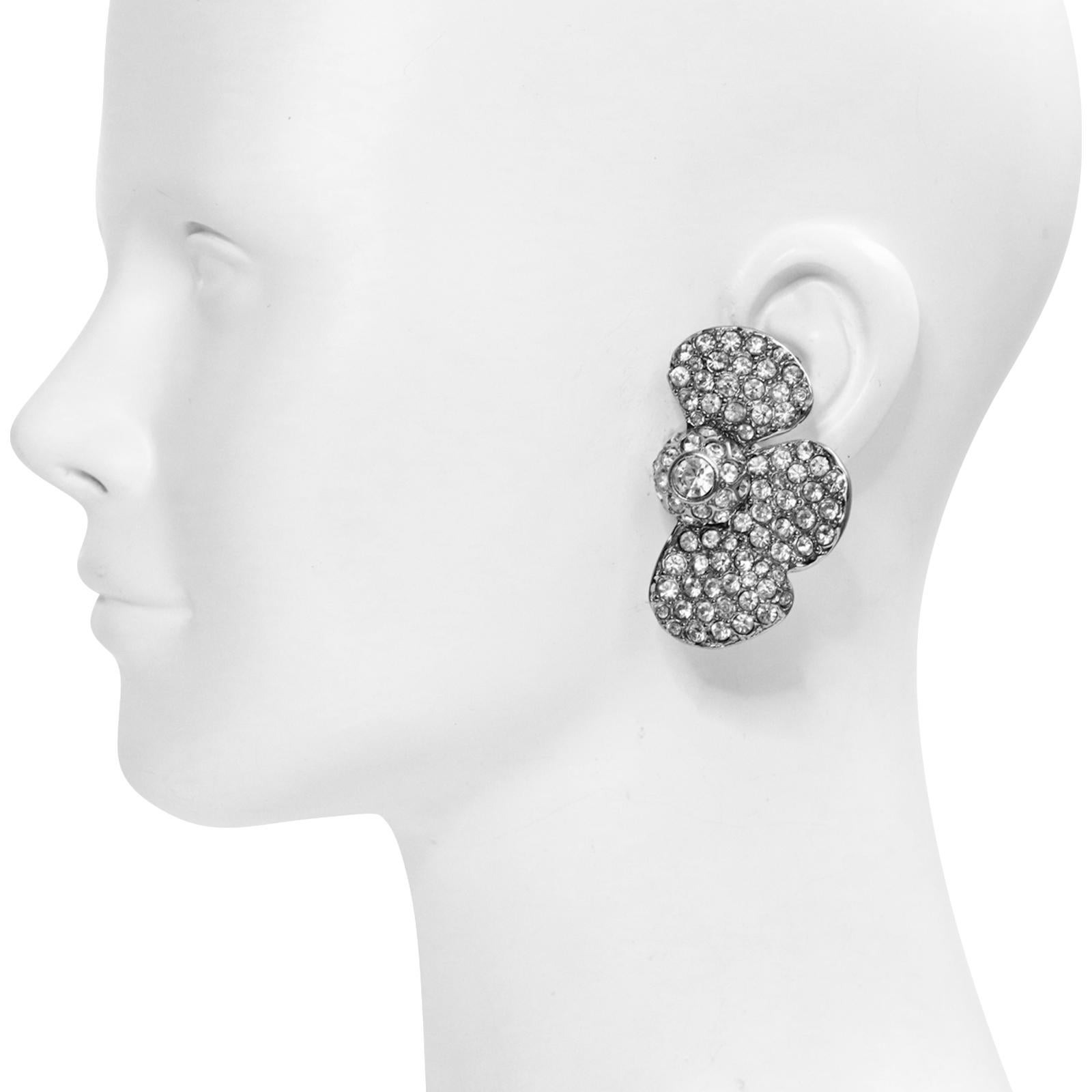 Yves Saint Laurent, boucles d'oreilles demi-flower vintage en diamants YSL, années 1980 en vente 3