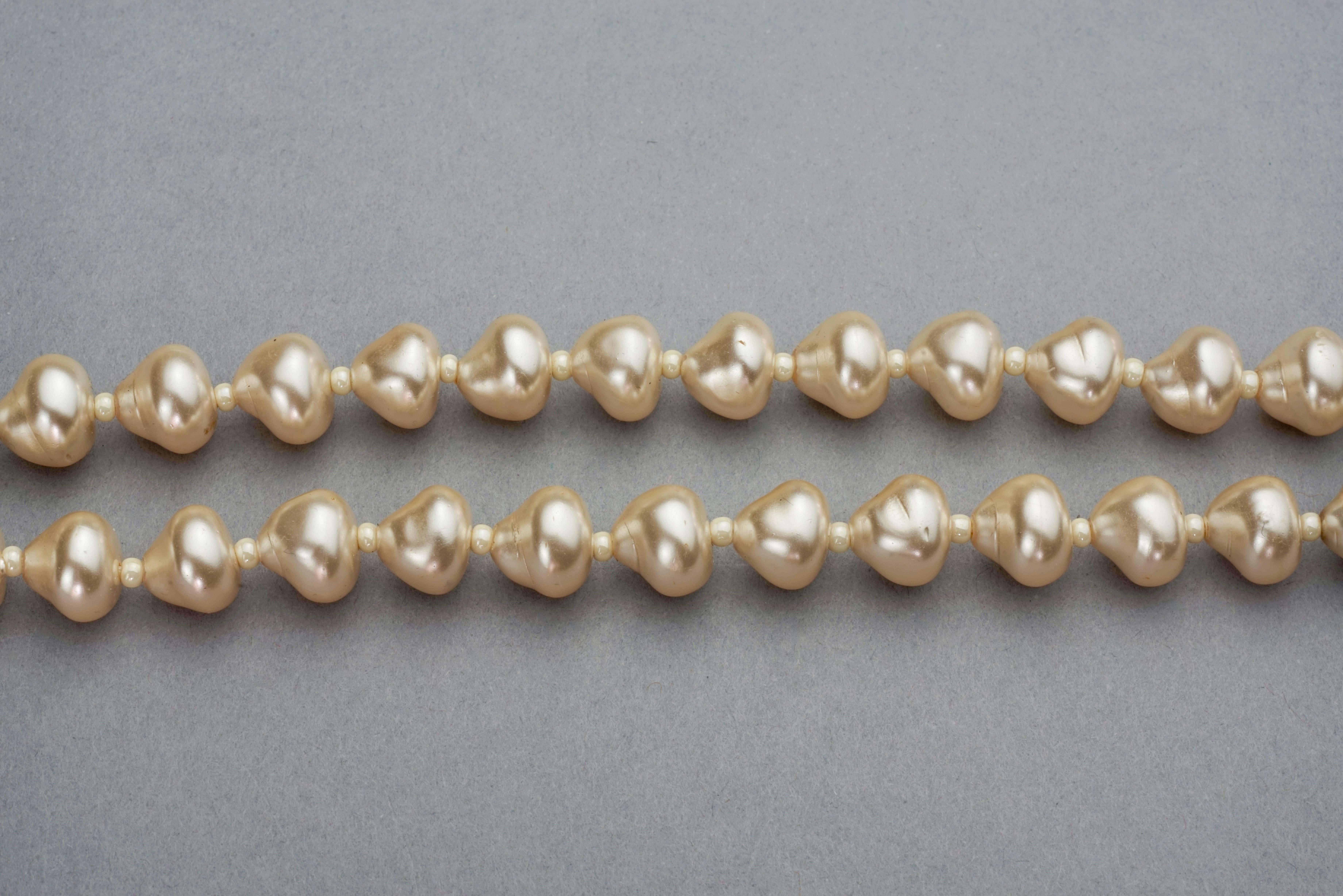 Vintage YVES SAINT LAURENT Ysl Flower Rhinestone Double Strand Pearl Necklace For Sale 3