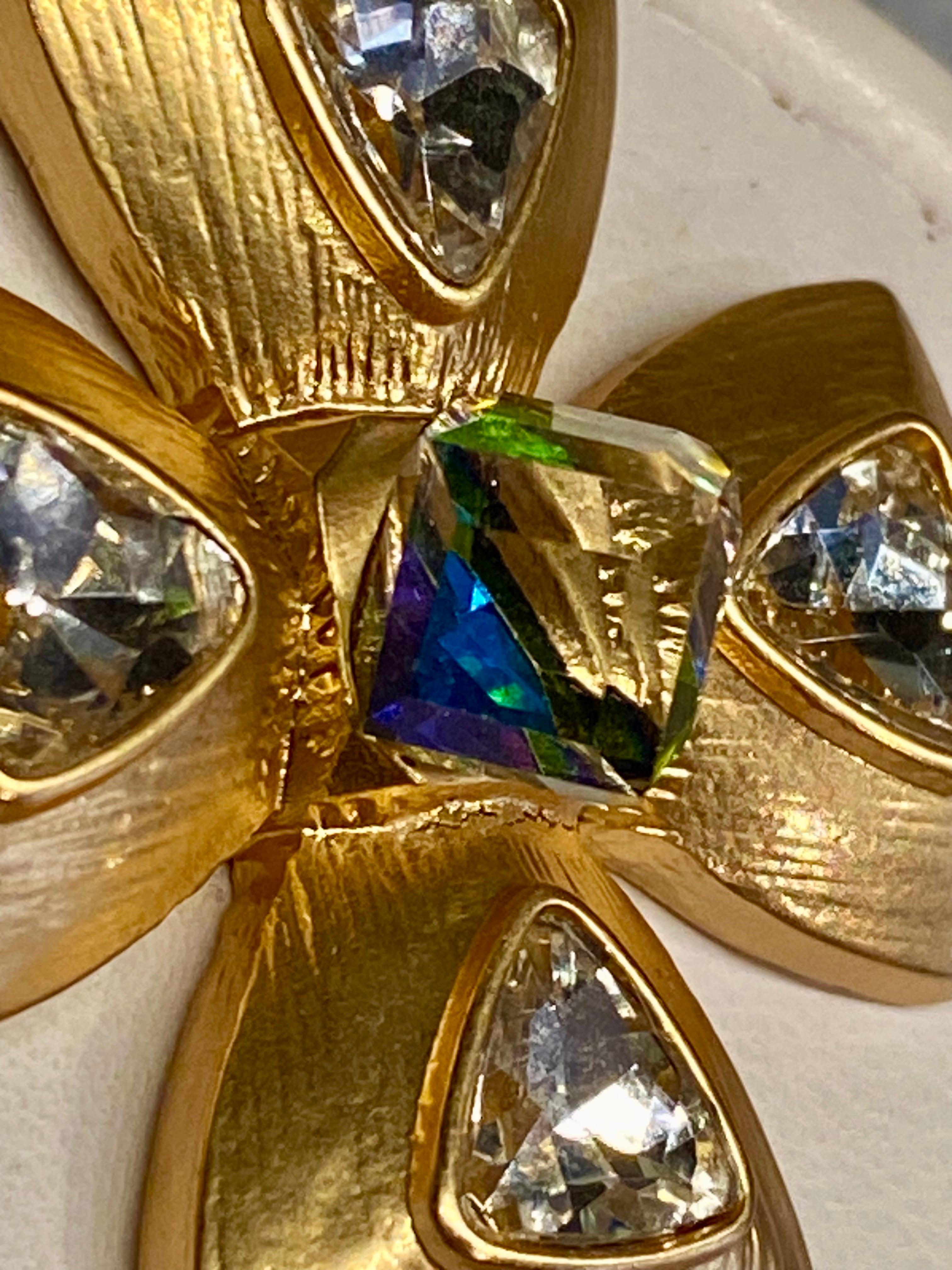 Vintage Yves Saint Laurent, YSL Gold & Kristall Malteserkreuz-Anhänger-Ohrringe im Angebot 11