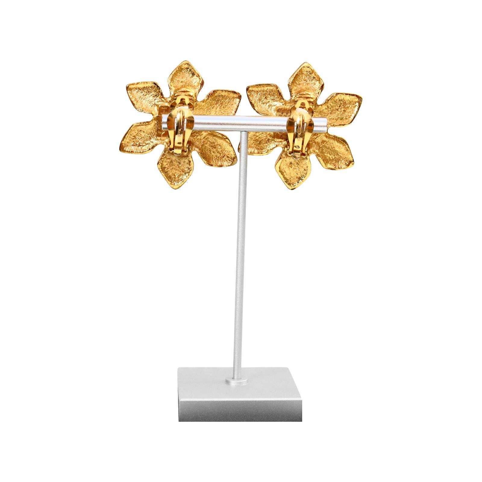 Women's or Men's Vintage Yves Saint Laurent YSL Gold Flower with Red Center Earrings Circa 1980s For Sale