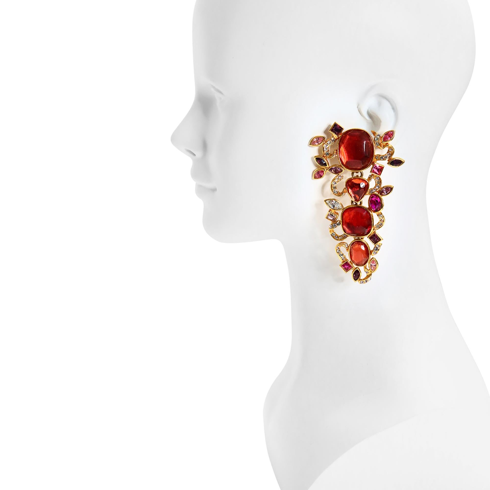 Vintage Yves Saint Laurent YSL Gold mit rosa Kristall variierendem Kristall Circa 1980er Jahre im Angebot 1