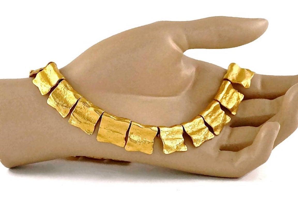 Vintage YVES SAINT LAURENT Ysl Hammered Gilt Flap Charm Necklace 4