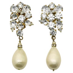 Vintage Yves Saint Laurent YSL Haute Couture Boucles d'oreilles en or et perles Circa 1980