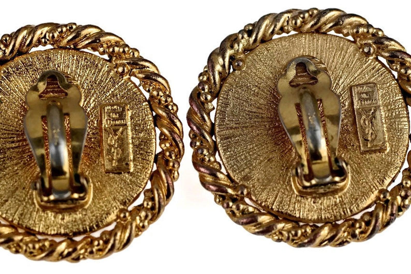 Boucles d'oreilles vintage YVES SAINT LAURENT Ysl camée profil de femme 6