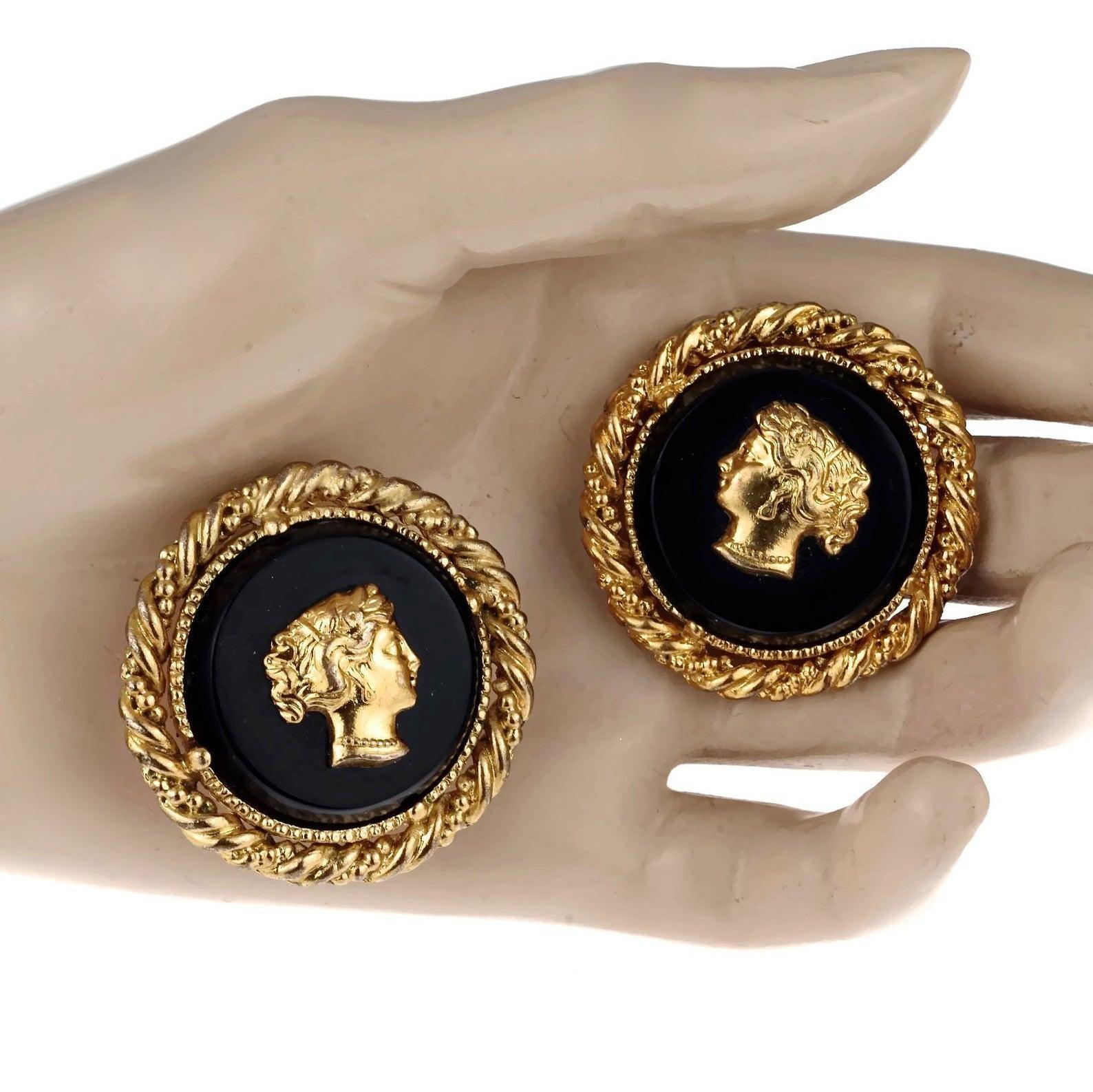 Boucles d'oreilles vintage YVES SAINT LAURENT Ysl camée profil de femme 4