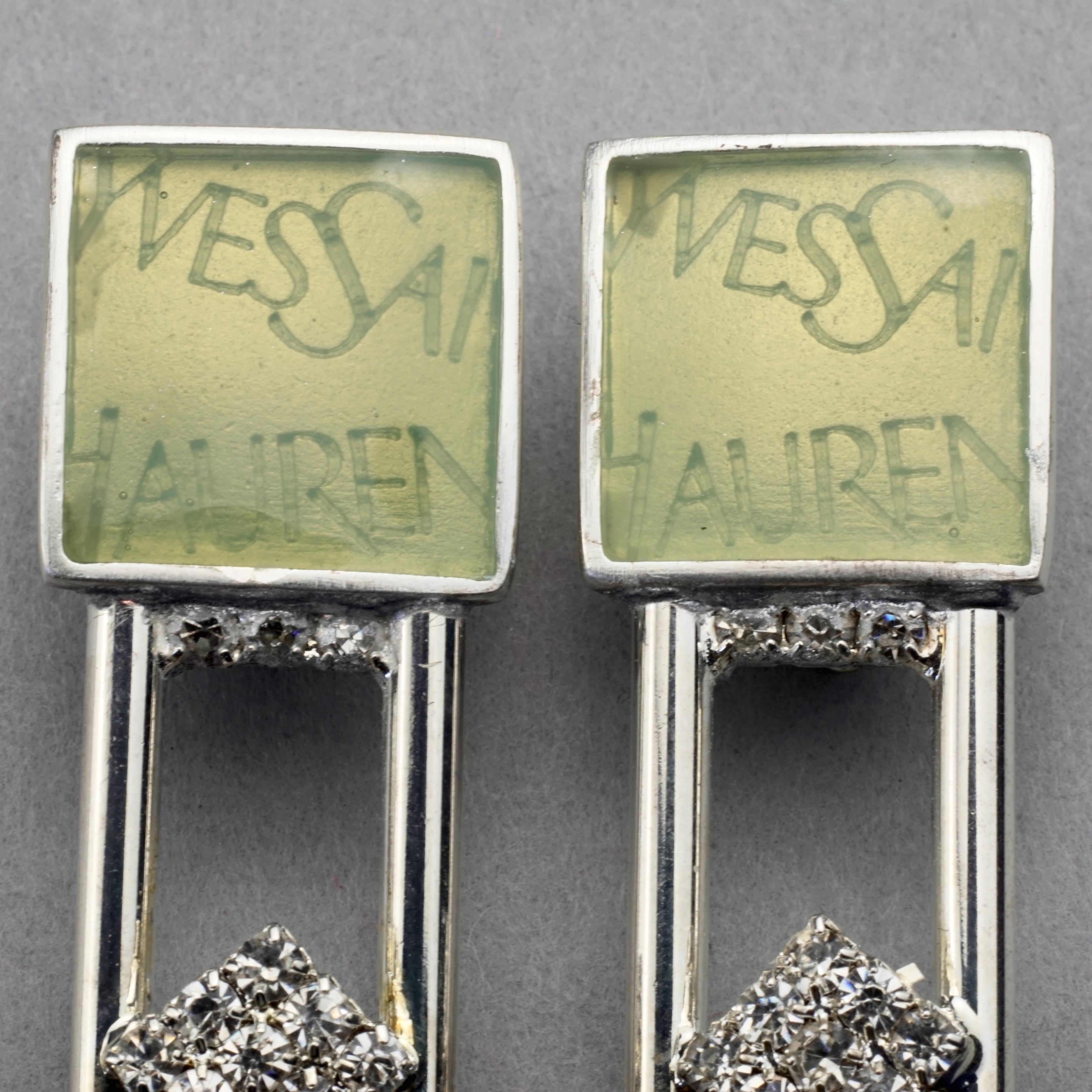 Vintage YVES SAINT LAURENT Ysl Logo Strass-Ohrringe mit kaskadenförmigem Kette im Angebot 9
