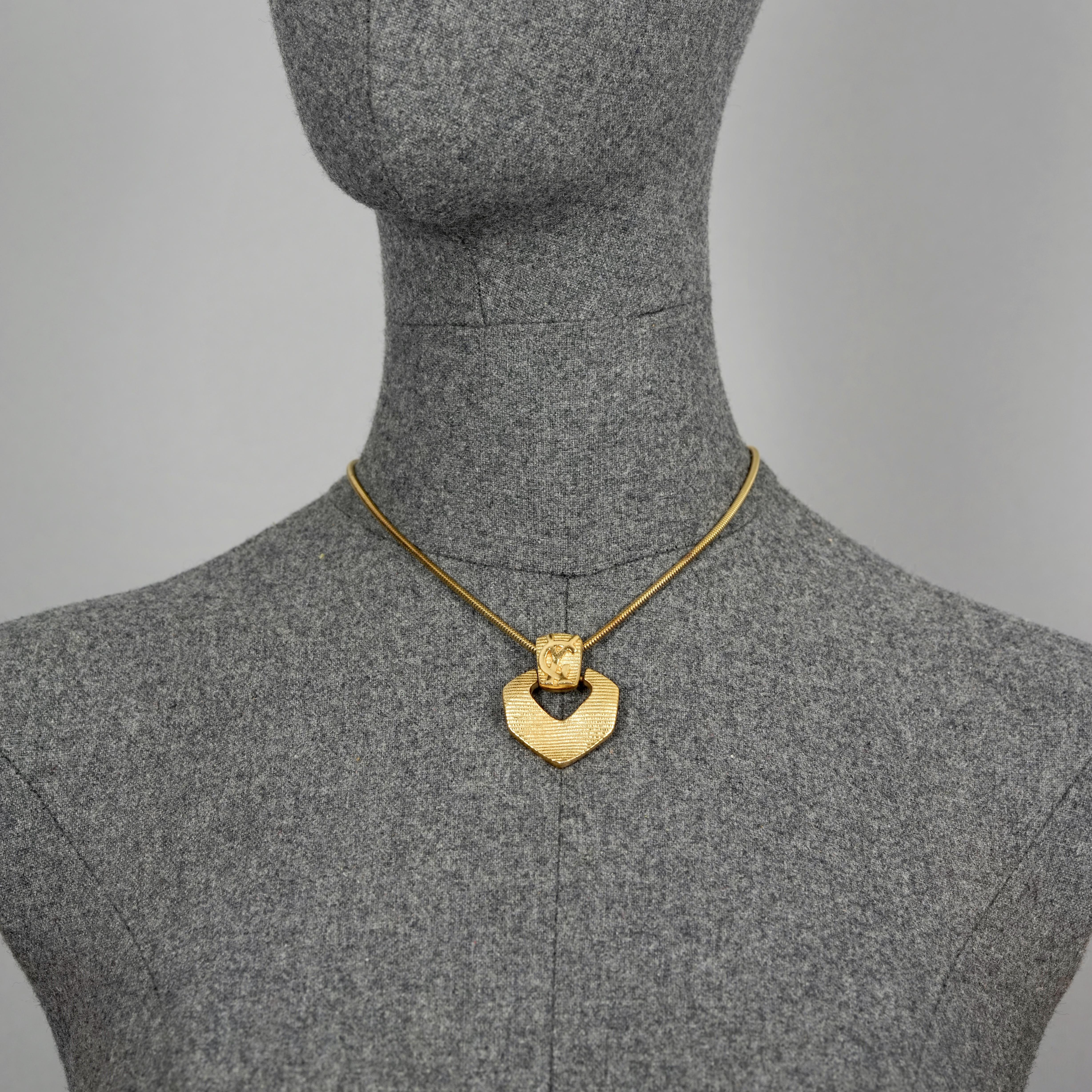 Vintage YVES SAINT LAURENT Ysl Logo Ribbed Pendant Snake Chain Necklace For Sale 2