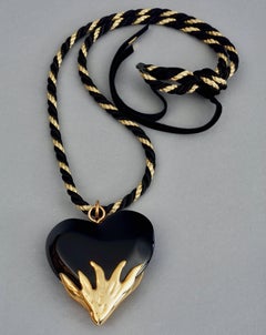 Vintage YVES SAINT LAURENT Ysl Massive Flaming Black Heart Pendant Necklace