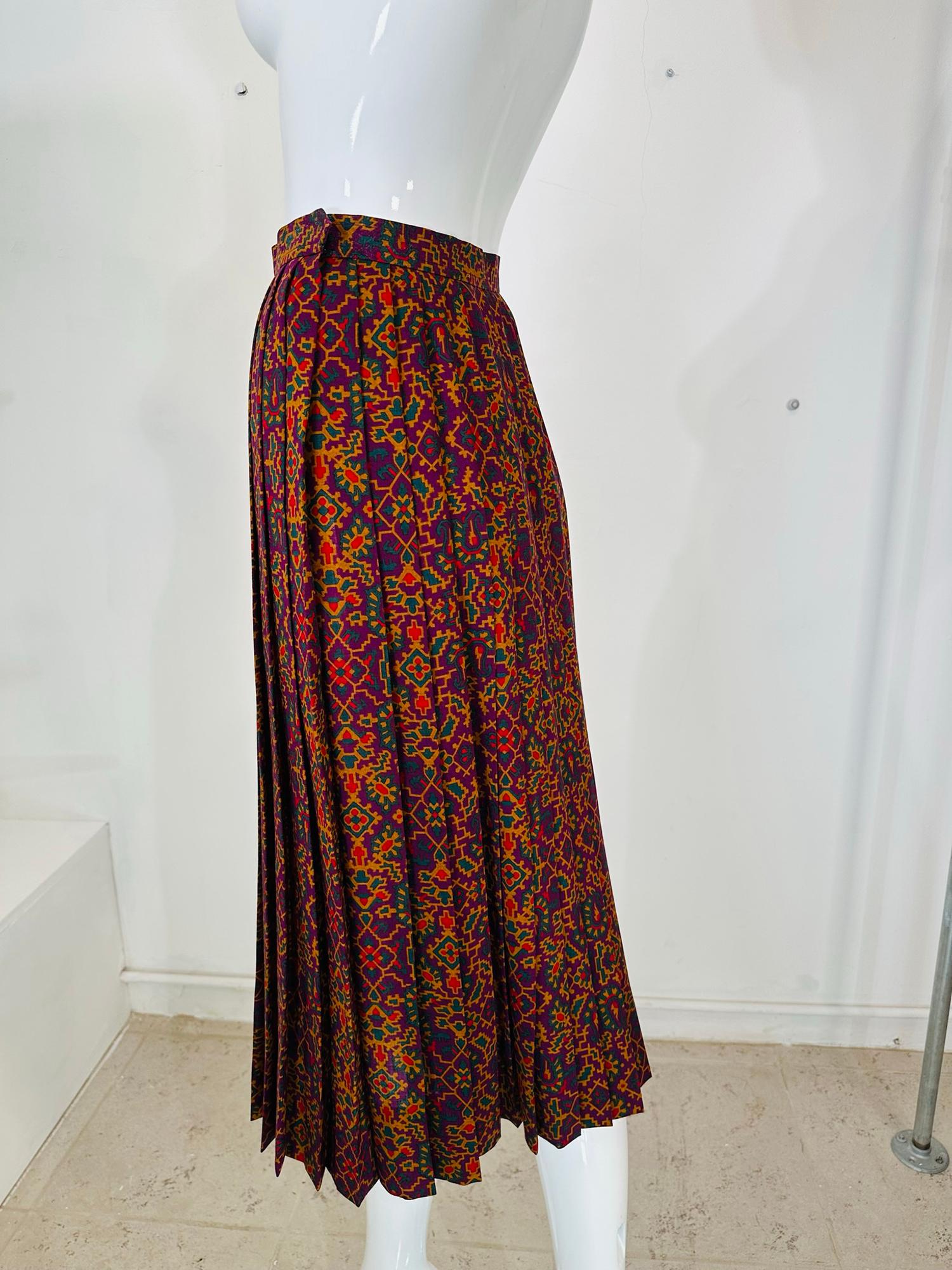Vintage Yves Saint Laurent YSL Moorish print challis knife pleated skirt 1970s For Sale 7
