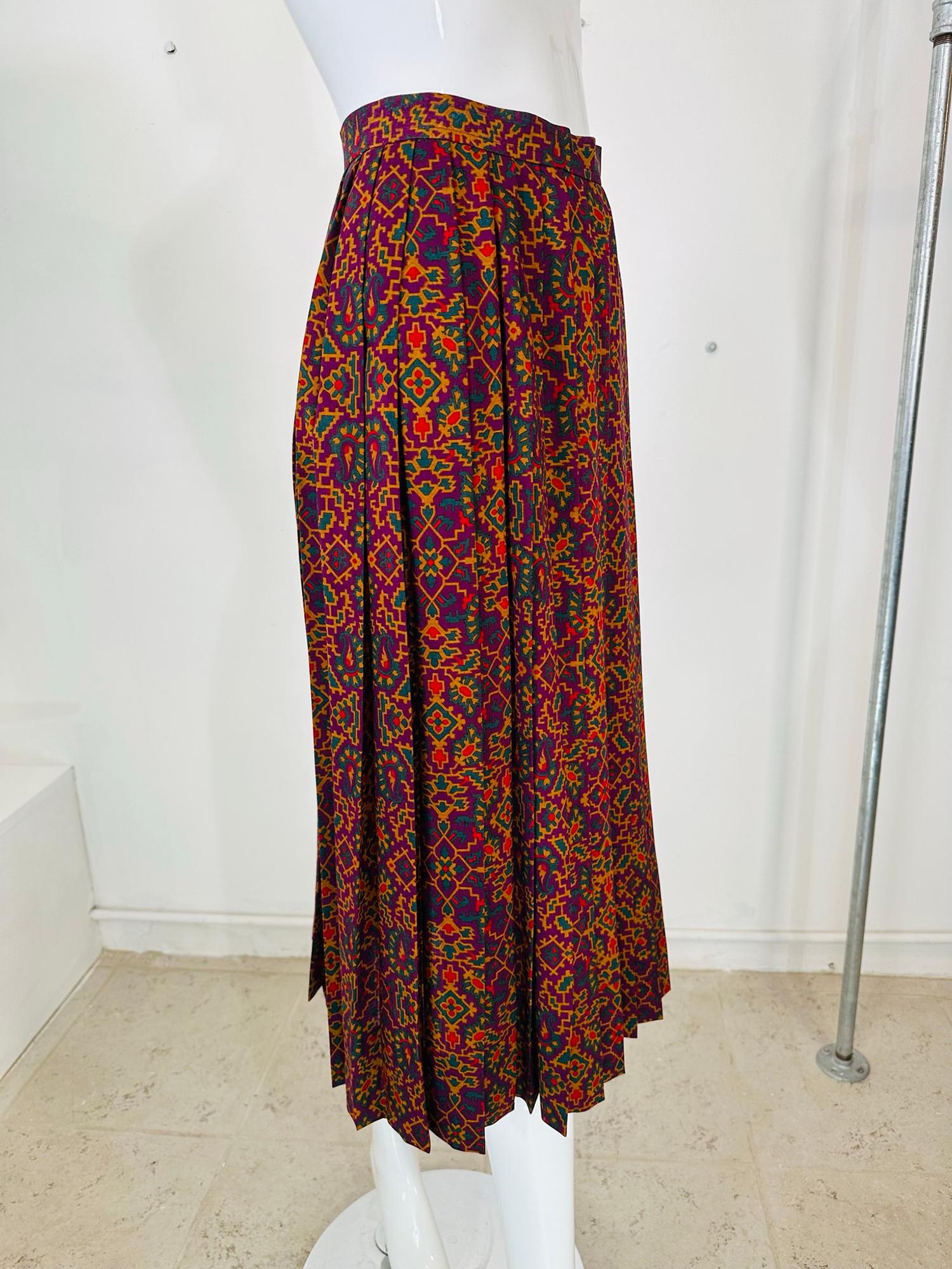 Vintage Yves Saint Laurent YSL Moorish print challis knife pleated skirt 1970s In Good Condition For Sale In West Palm Beach, FL