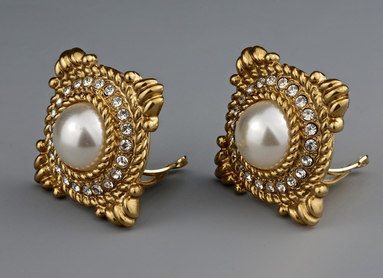 Vintage YVES SAINT LAURENT Ysl Rhinestone Pearl Earrings In Excellent Condition In Kingersheim, Alsace