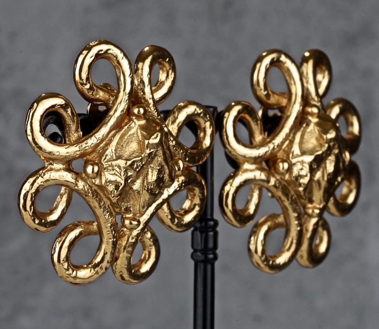 Vintage YVES SAINT LAURENT Ysl Swirl Nugget Earrings 2
