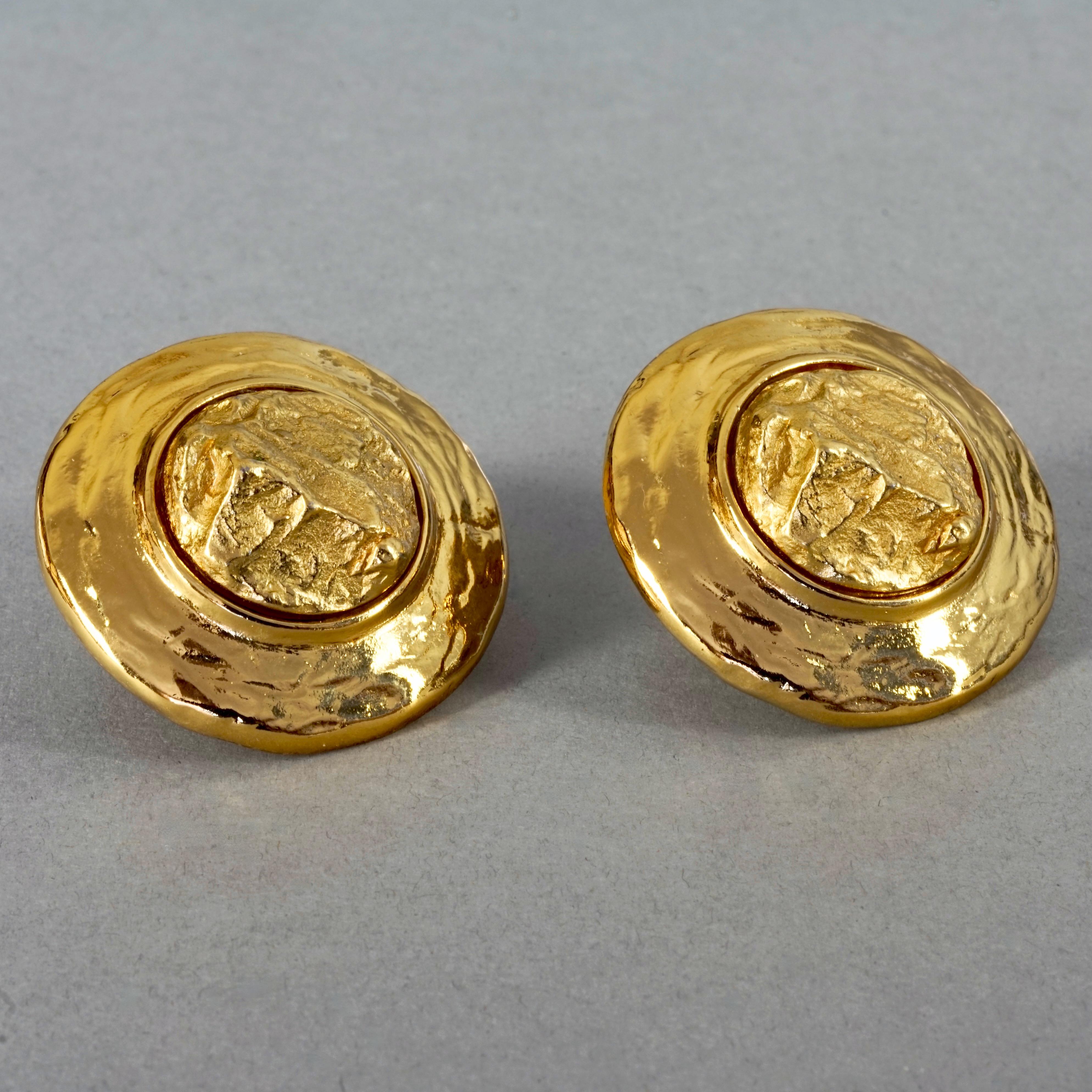 Vintage YVES SAINT LAURENT Ysl Textured Gold Round Earrings For Sale 3