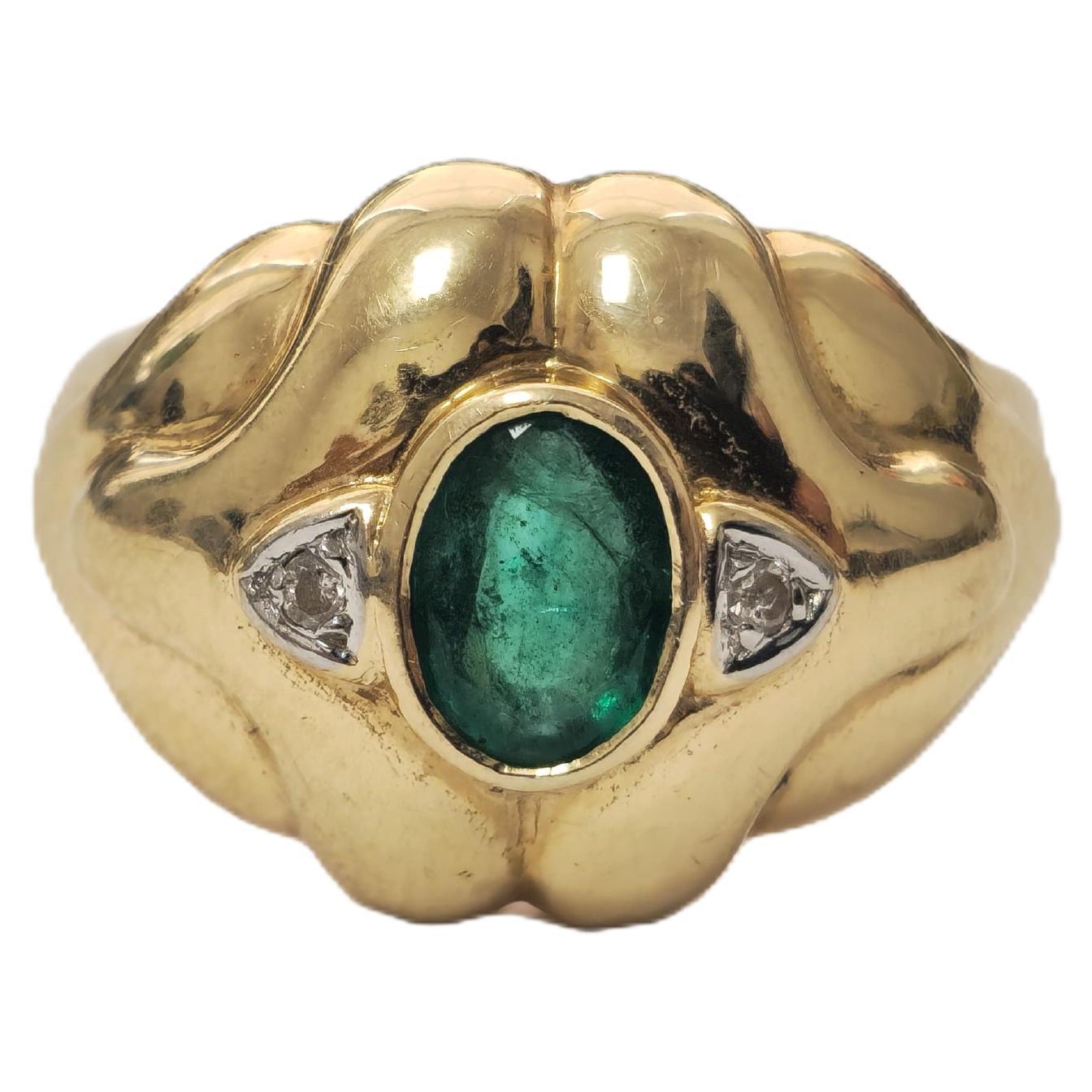 Vintage Zambian Emerald Ring in 14K Yellow Gold For Sale