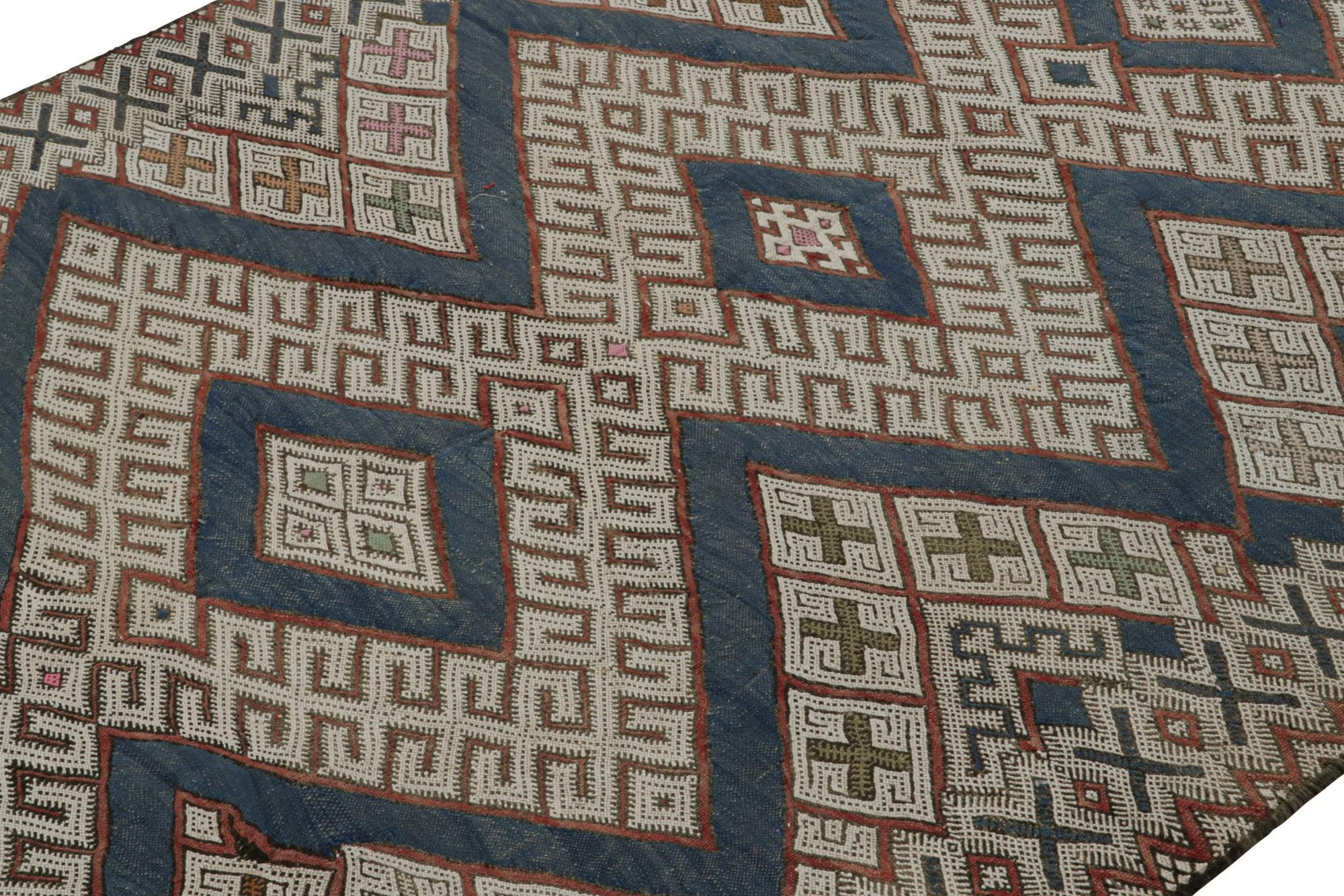 Vintage Zayane Marokkanischer Kilim Teppich, mit geometrischen Mustern, von Rug & Kilim (Handgewebt) im Angebot