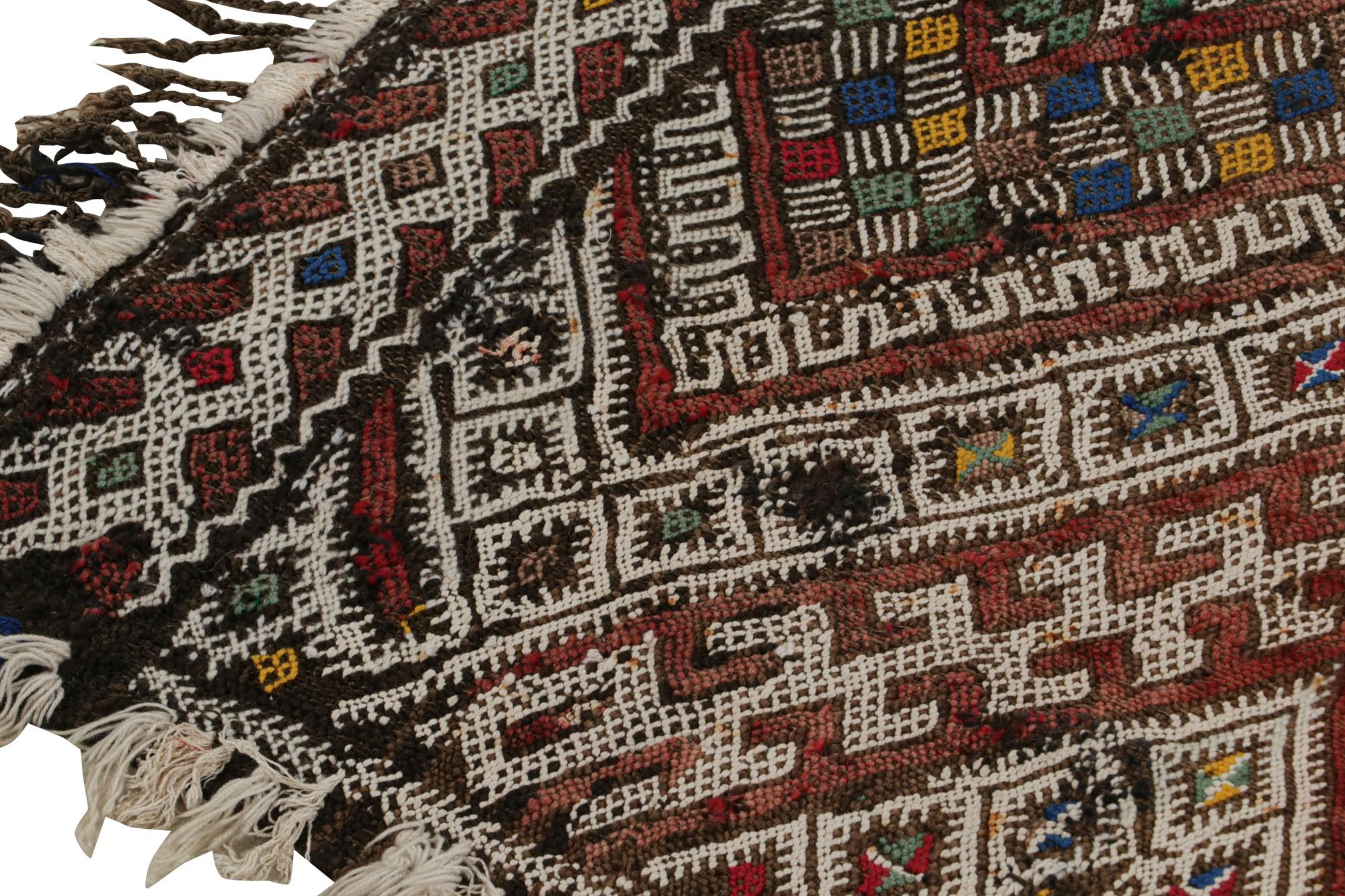 Noué à la main Tapis Kilim marocain Zayane, avec motifs géométriques, de Rug & Kilim  en vente