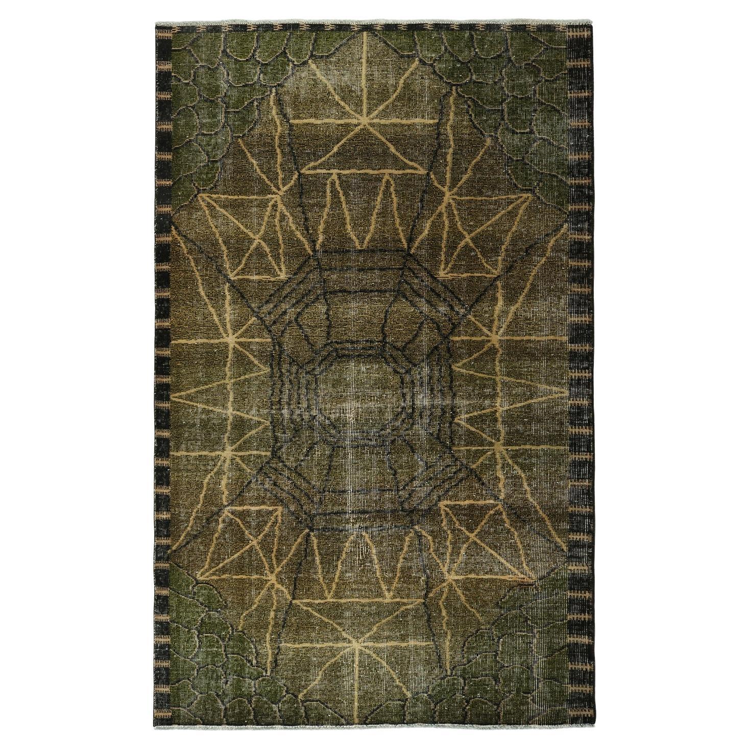 Zeki Muren, Art déco-Teppich im Vintage-Stil mit grünem und schwarzem Muster, von Rug & Kilim im Angebot