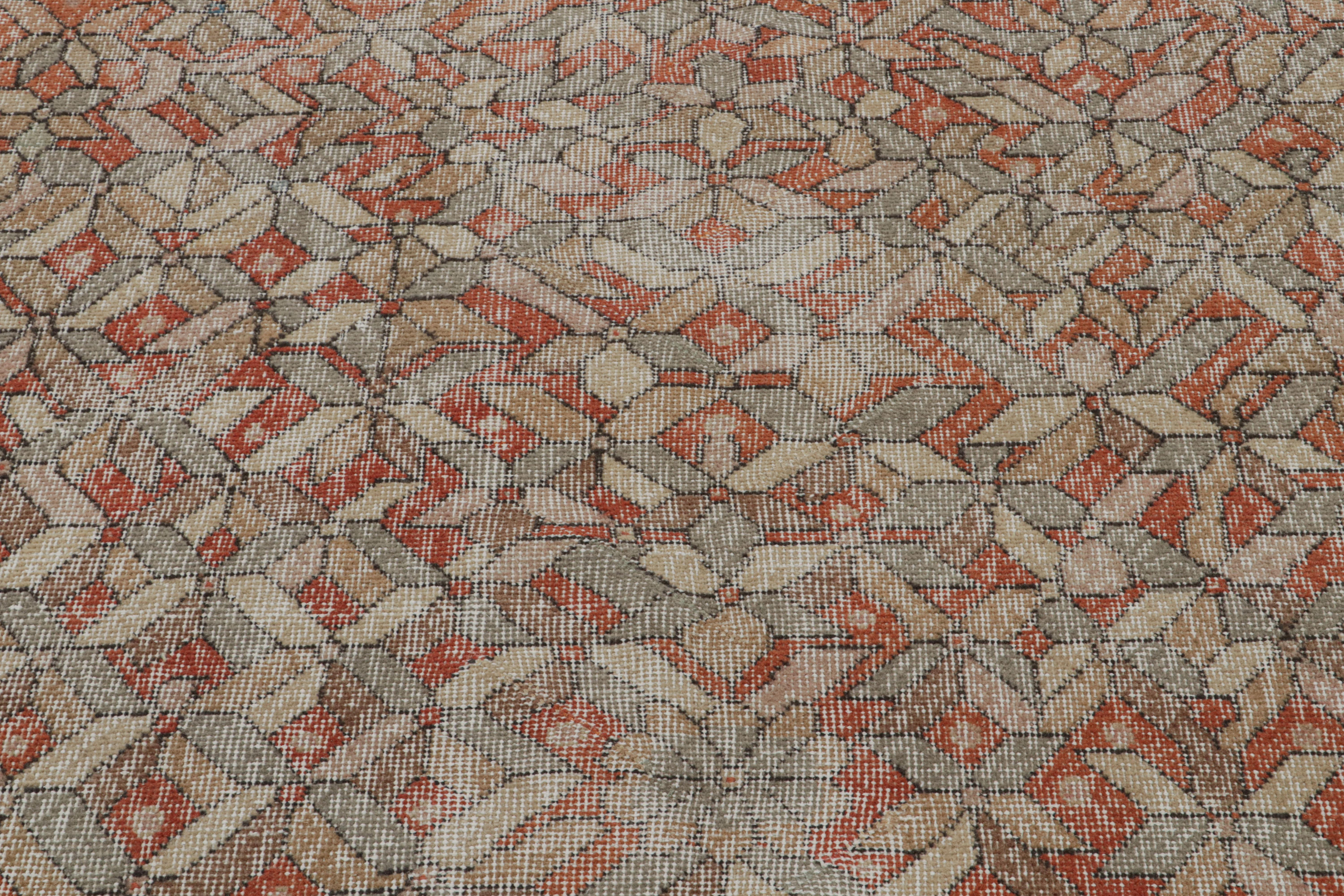 Alfombra vintage Zeki Müren Art Decó en rojo, con motivos florales, de Rug & Kilim Anudado a mano en venta
