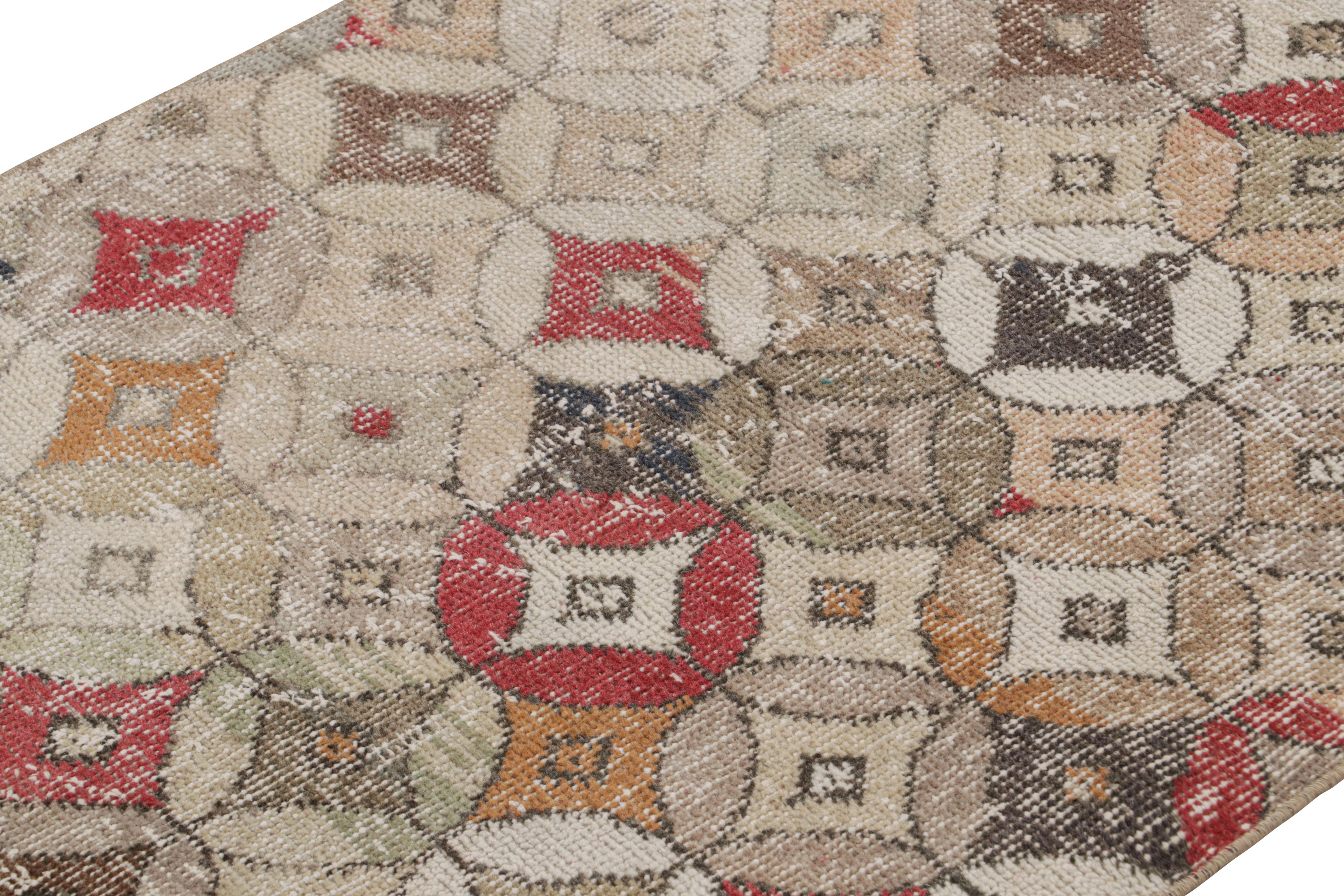 Vintage Zeki Müren Art Deco Läufer Teppich mit geometrischem Muster, von Rug & Kilim (Türkisch) im Angebot