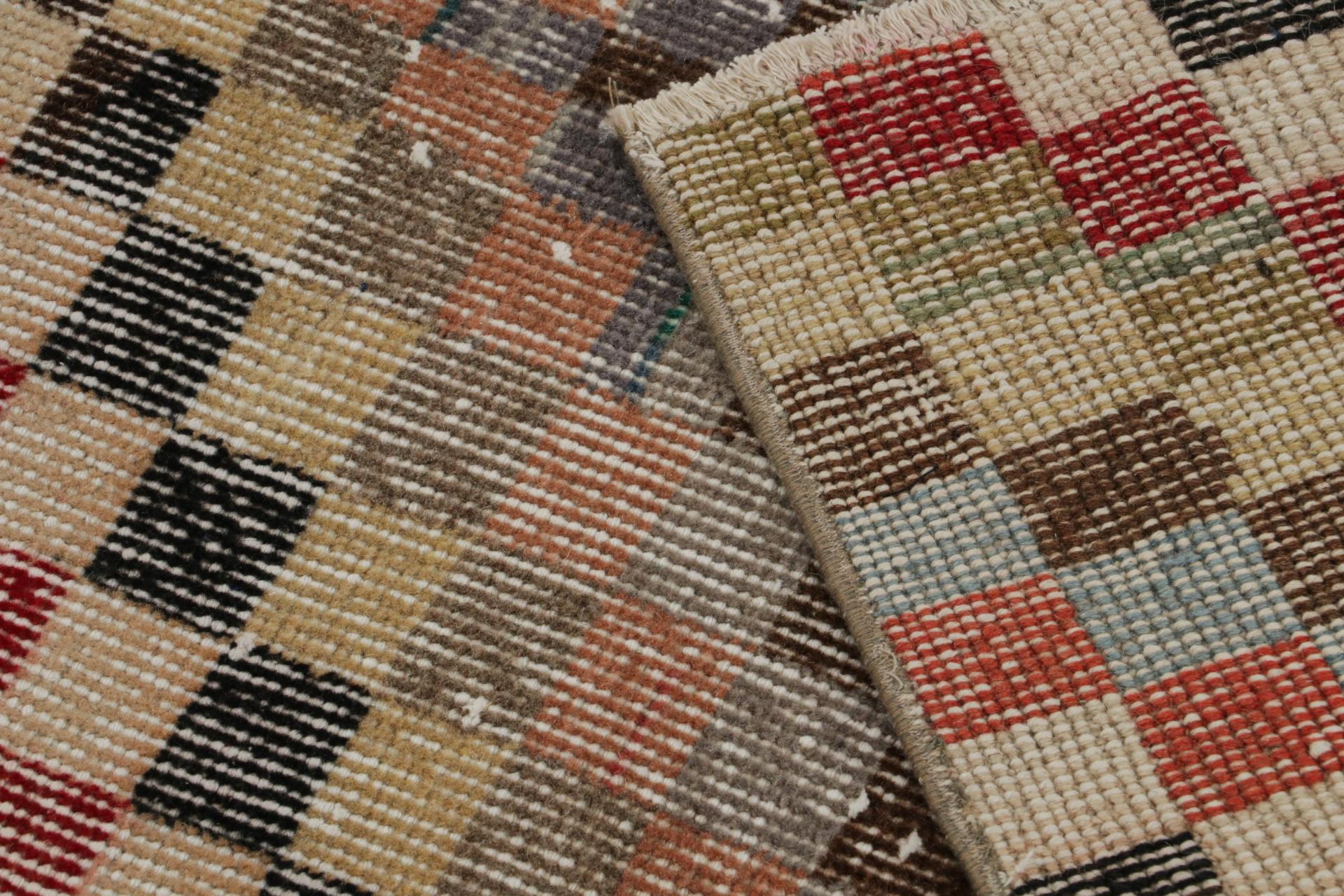 Vintage Zeki Müren Art Deco Läufer Teppich mit geometrischen Mustern, von Rug & Kilim (Mitte des 20. Jahrhunderts) im Angebot