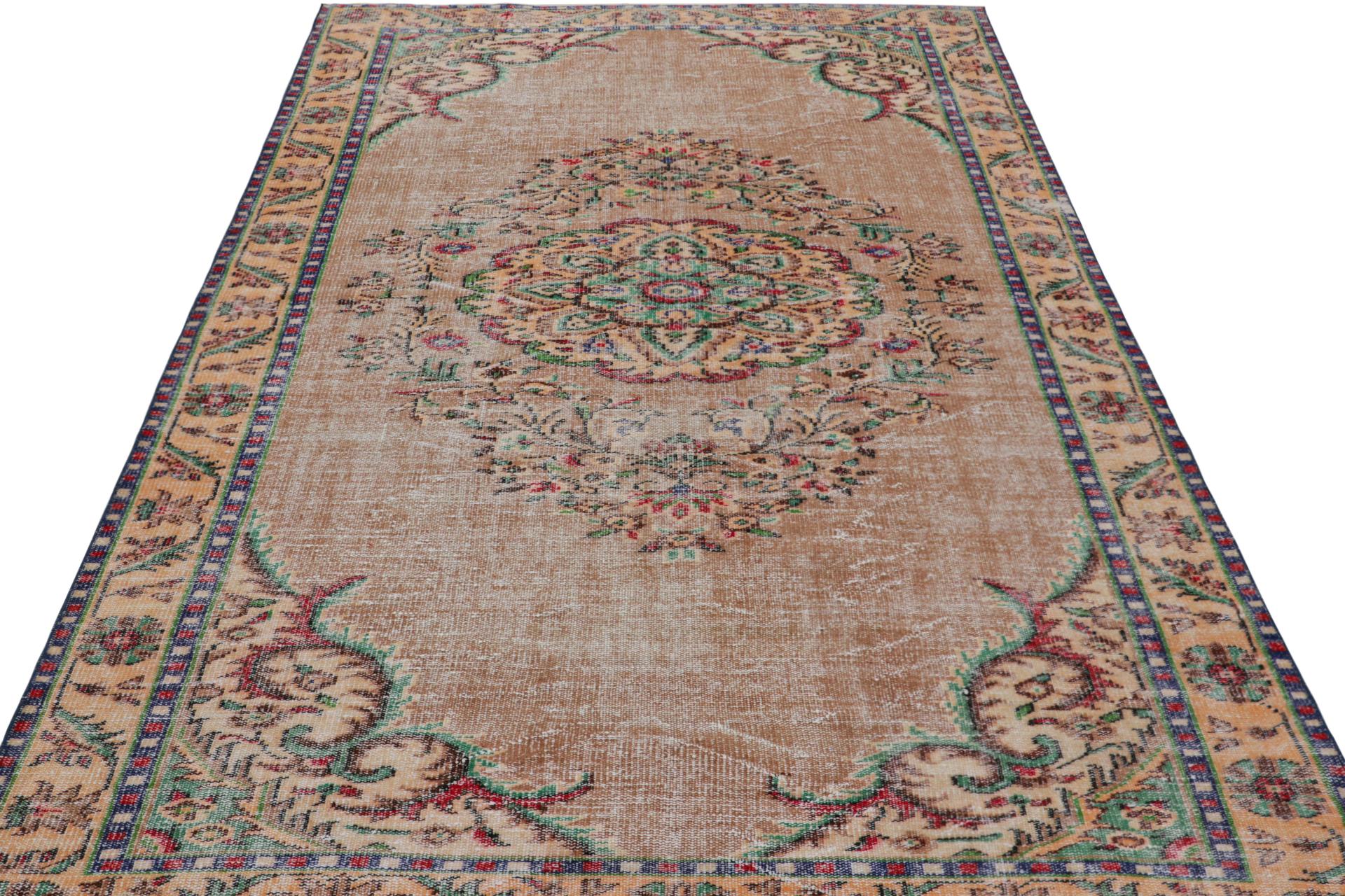 Turkish Vintage Zeki Müren European Style Rug, with Geometric Patterns from Rug & Kilim For Sale