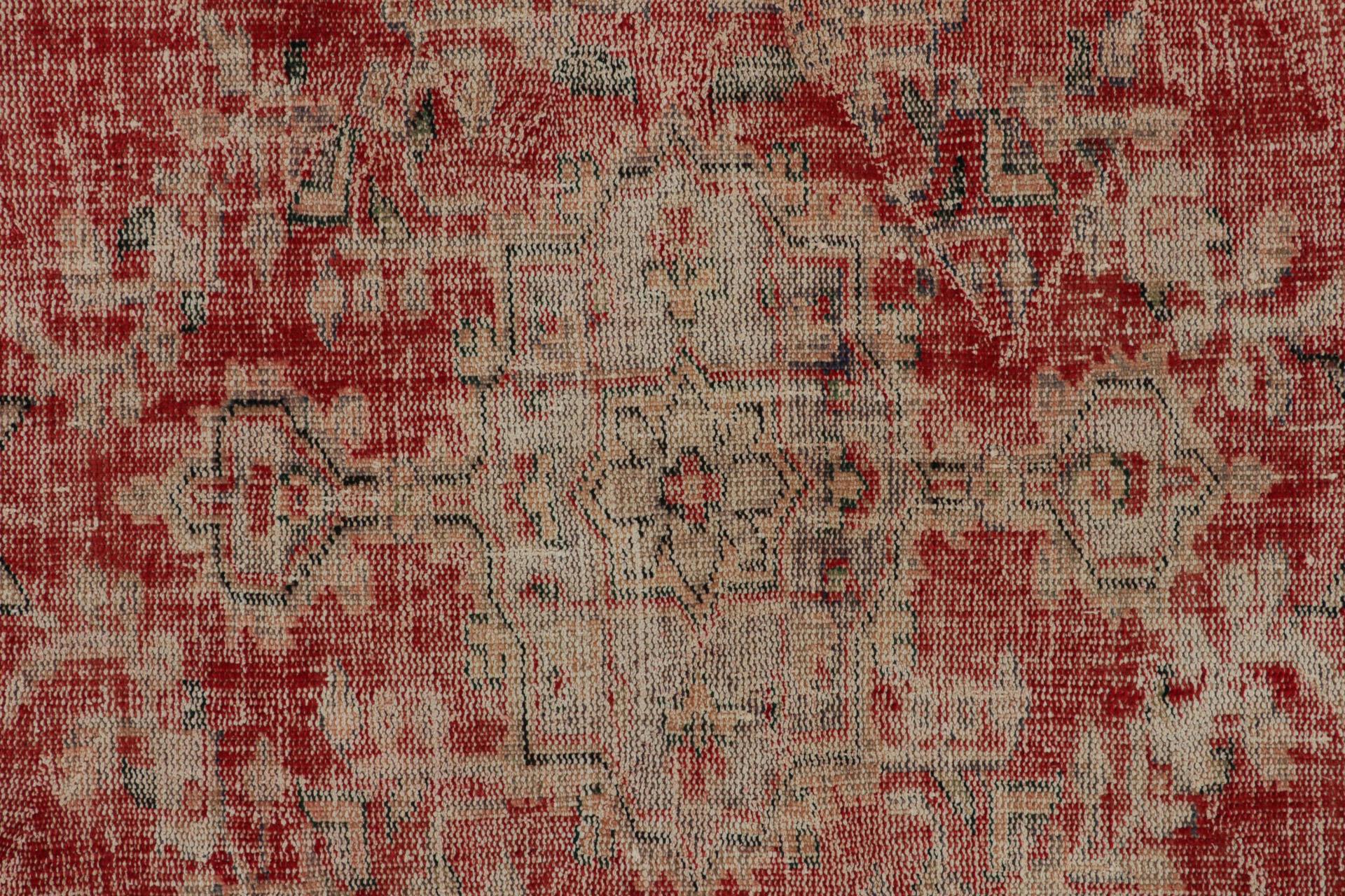 Vintage Zeki Müren Persian Style Rug with Central Medallion, from Rug & Kilim In Good Condition For Sale In Long Island City, NY