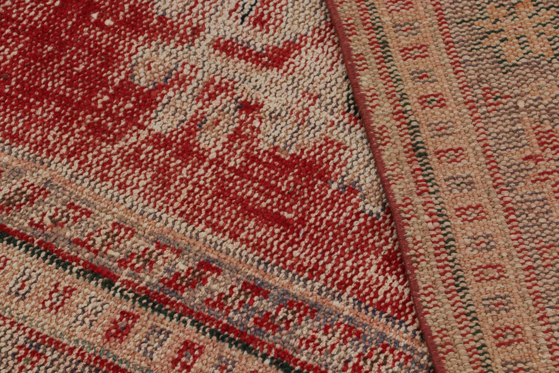 Mid-20th Century Vintage Zeki Müren Persian Style Rug with Central Medallion, from Rug & Kilim For Sale