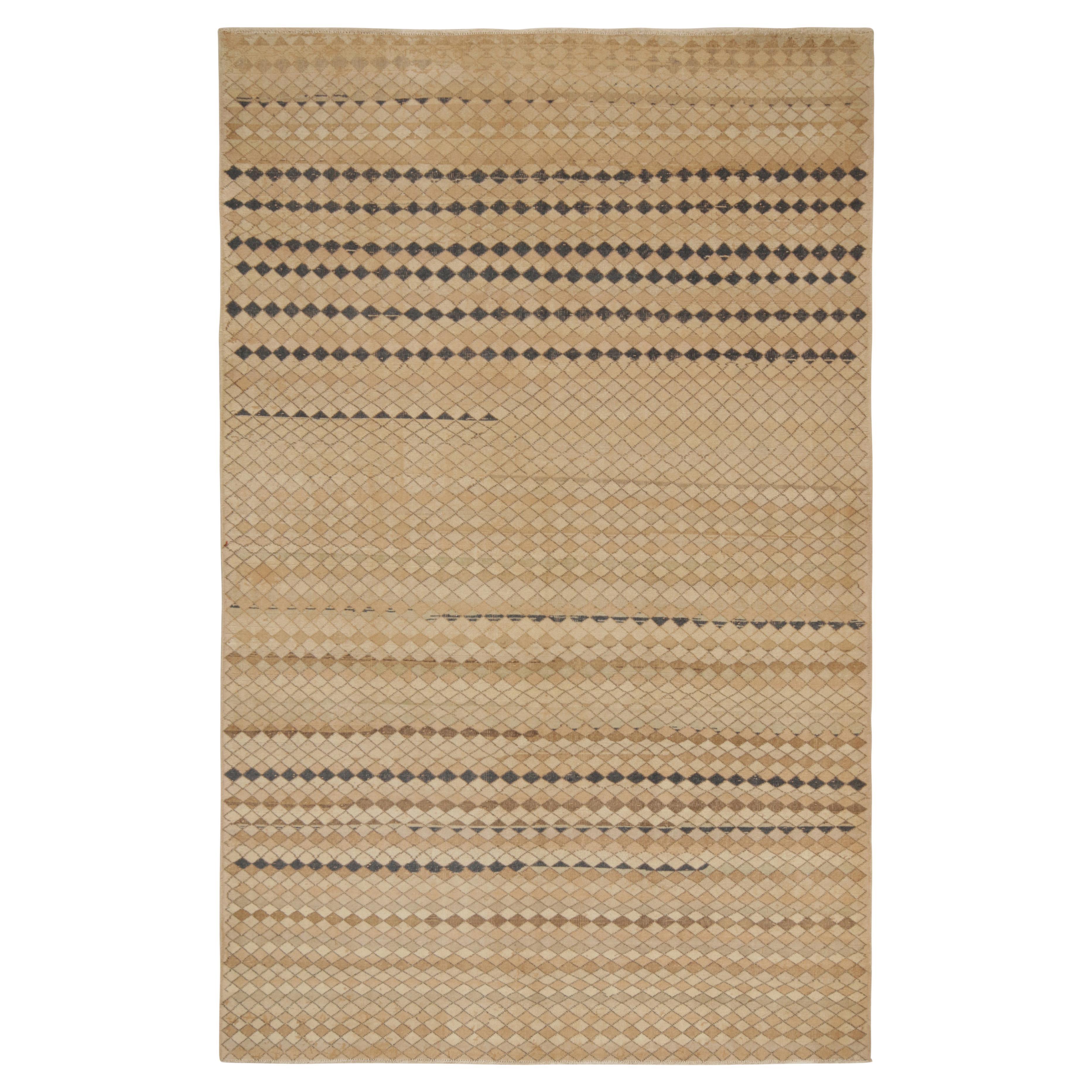 Vintage Zeki Müren Teppich in Beige-Braun Geometrisches Muster, von Rug & Kilim