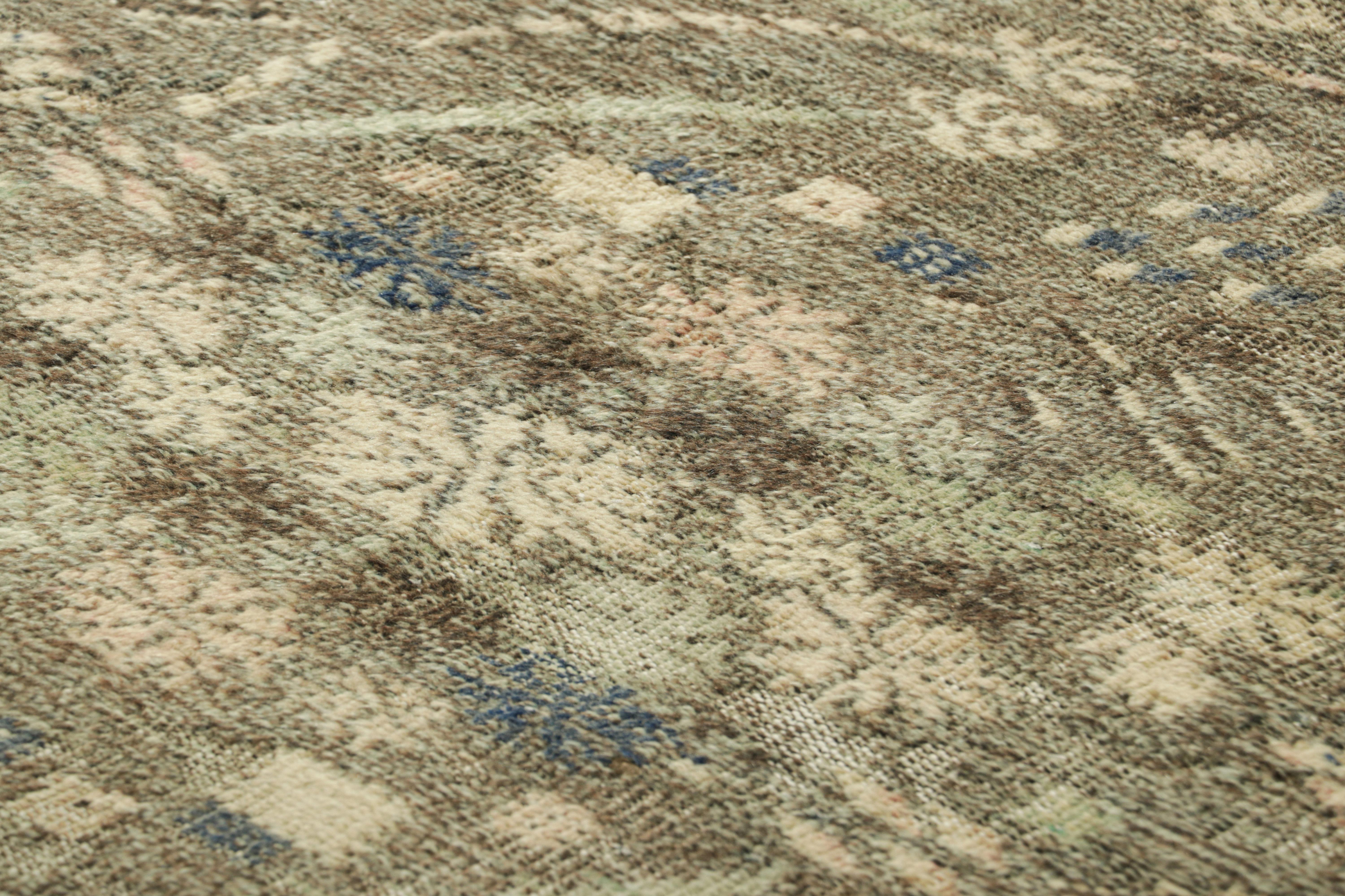 Made with hand-knotted wool in Turkey circa 1960-1970, this 3x5 vintage rug is an exciting new addition to Rug & Kilim’s Mid-Century Pasha Collection—a line of our classics devoted to works believed to hail from Turkish multidisciplinary artist Zeki