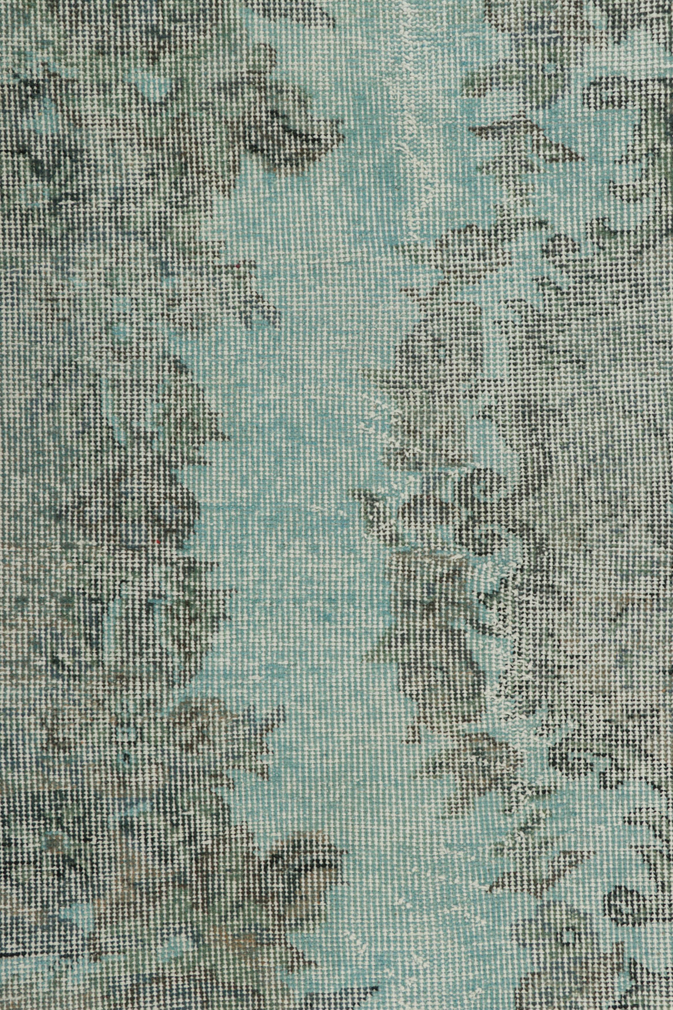 Turkish Vintage Zeki Müren Rug in Blue and Green with Floral Medallion  Rug & Kilim For Sale
