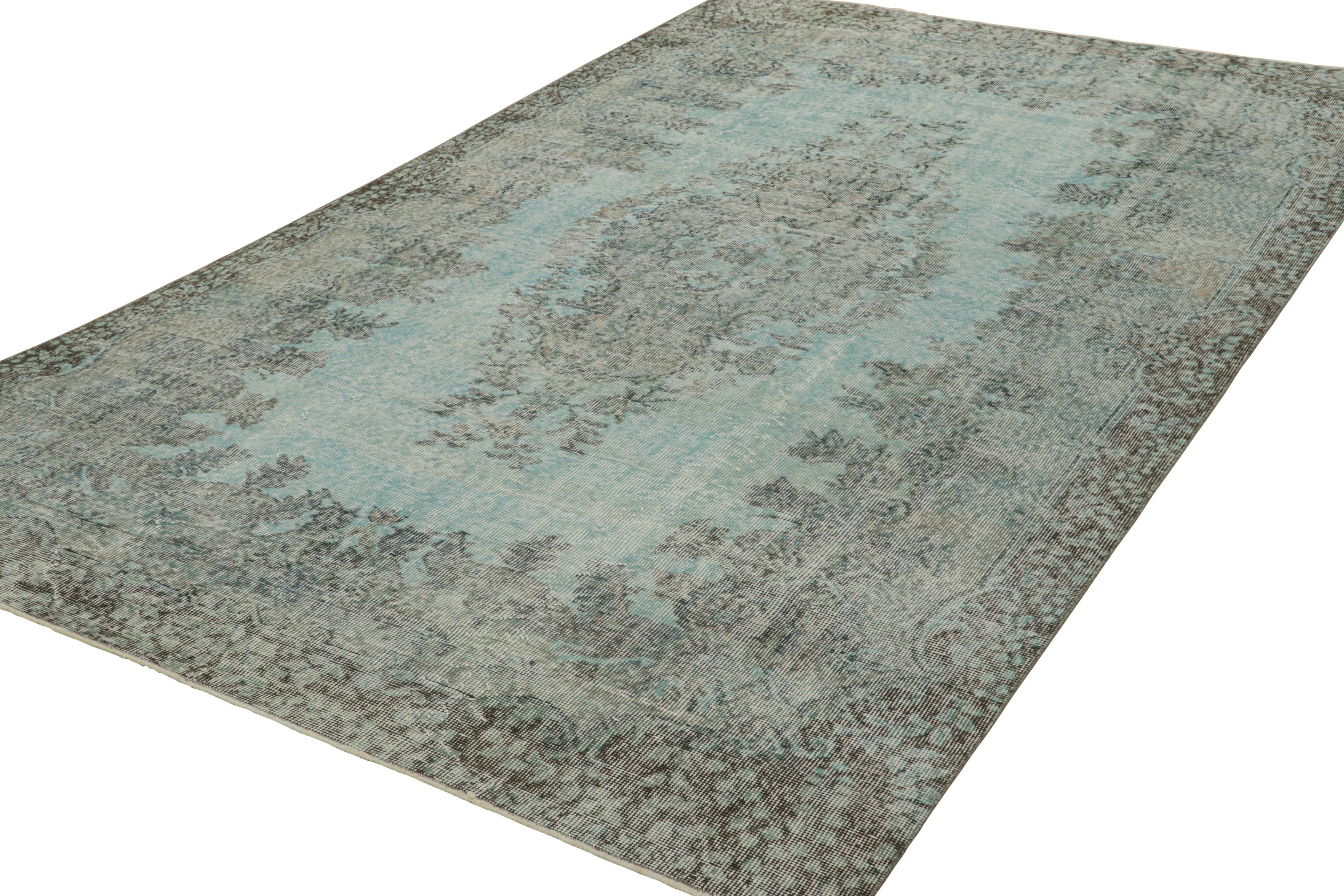 Hand-Knotted Vintage Zeki Müren Rug in Blue and Green with Floral Medallion  Rug & Kilim For Sale