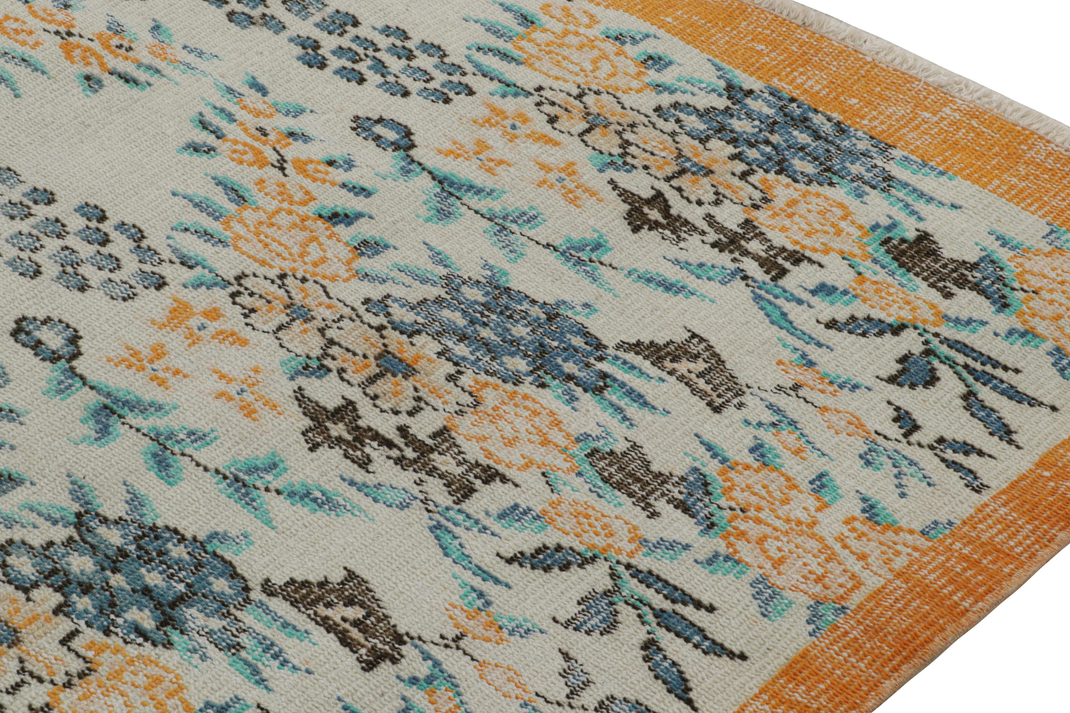 Tappeto Zeki Muren vintage in blu e arancione con motivi floreali da Rug & Kilim In condizioni buone in vendita a Long Island City, NY