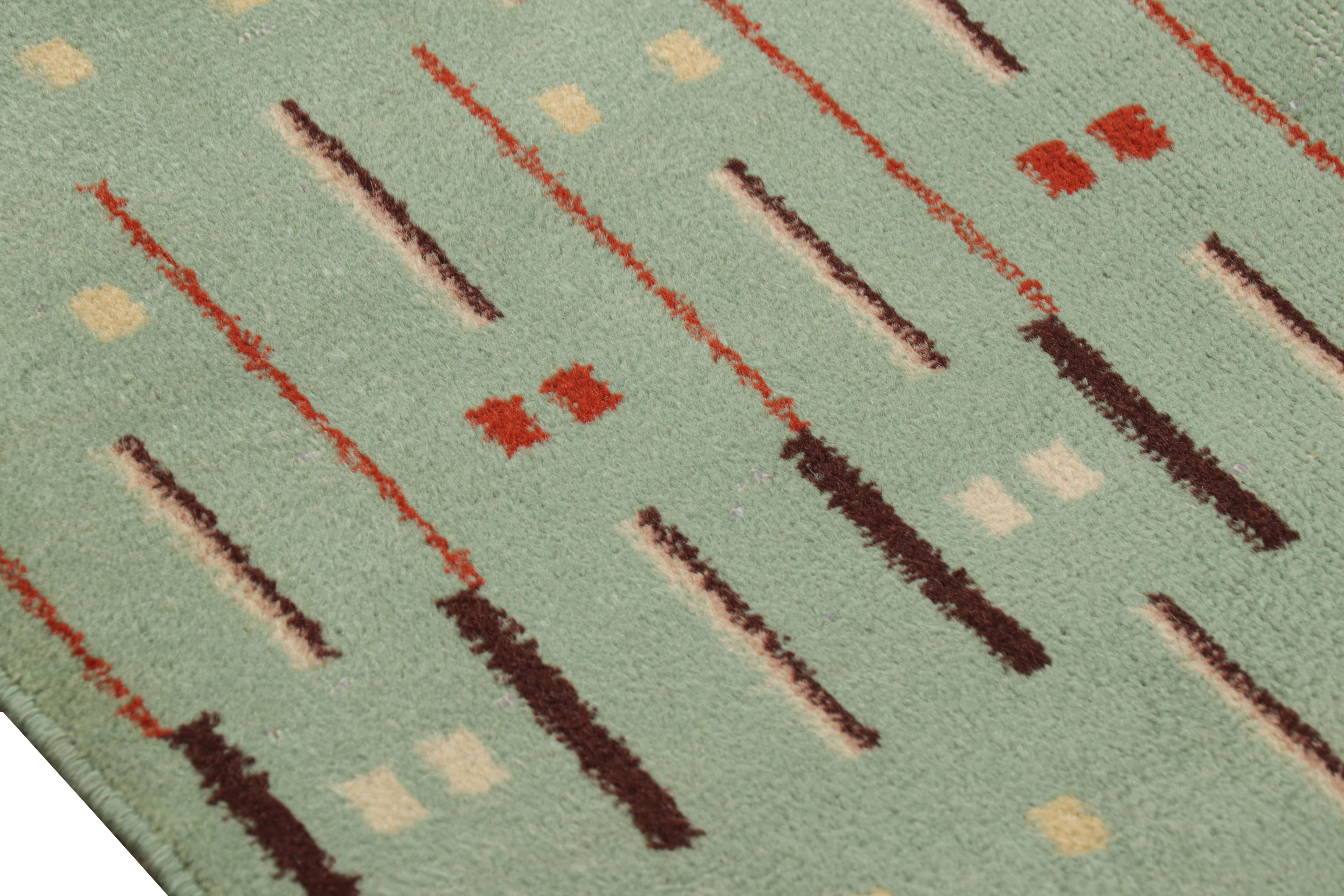 Vintage Zeki Müren Teppich in Celadon mit geometrischen Mustern, von Rug & Kilim (Mitte des 20. Jahrhunderts) im Angebot