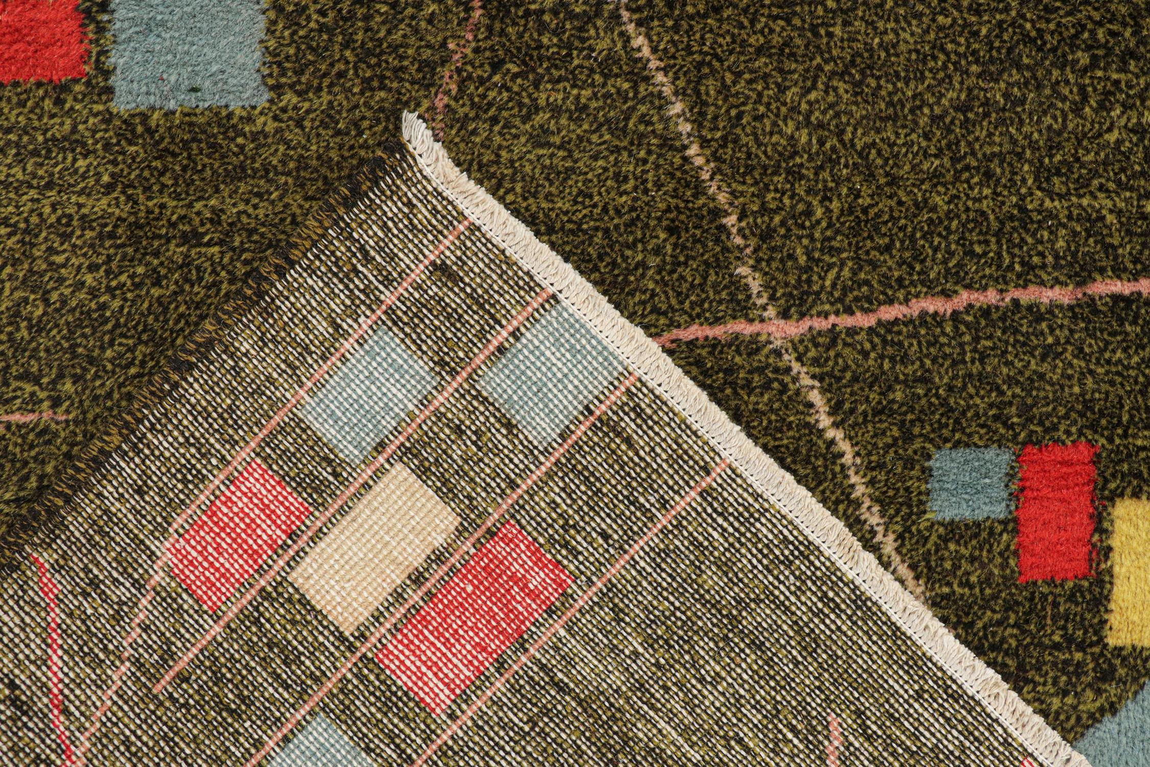 Vintage Zeki Müren Teppich in Chartreuse mit geometrischen Mustern von Rug & Kilim (Mitte des 20. Jahrhunderts) im Angebot
