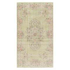 Vintage Zeki Müren Teppich in Grün mit floralem Medaillon, von Rug & Kilim