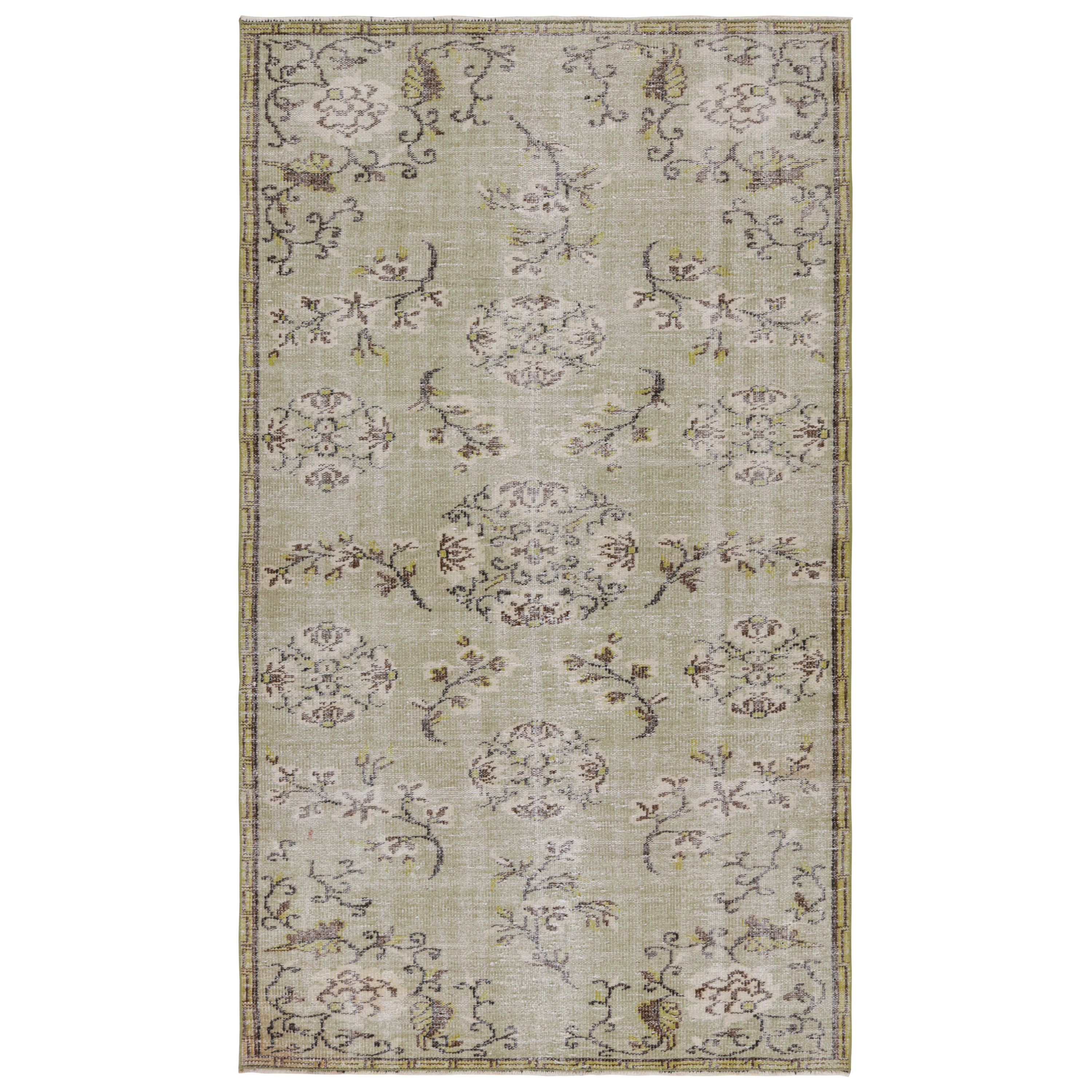 Zeki-Wandteppich in Grün mit Blumenmuster von Rug & Kilim, Vintage