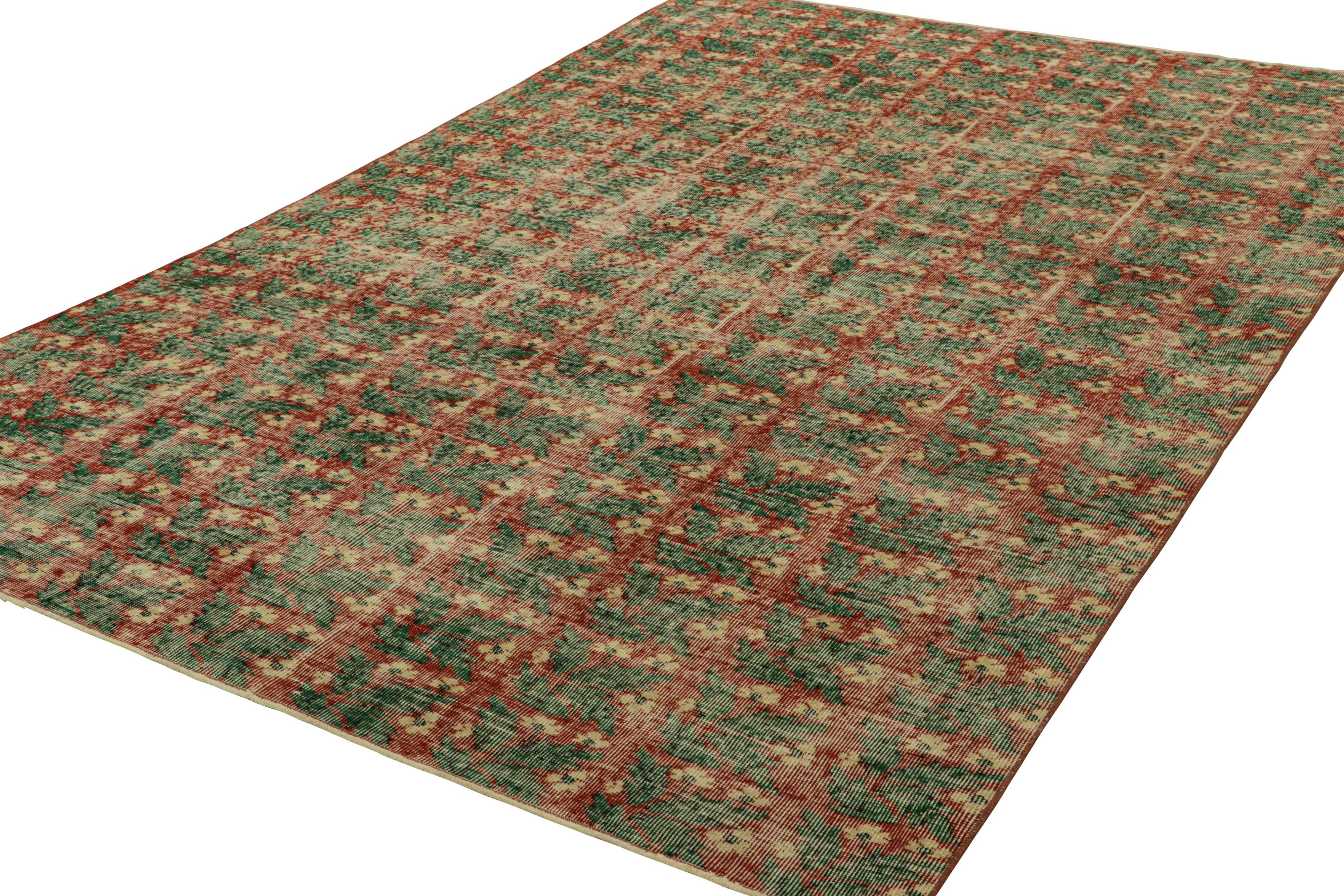 Hand-Knotted Vintage Zeki Müren Rug in Green with Red Geometric Patterns  Rug & Kilim For Sale